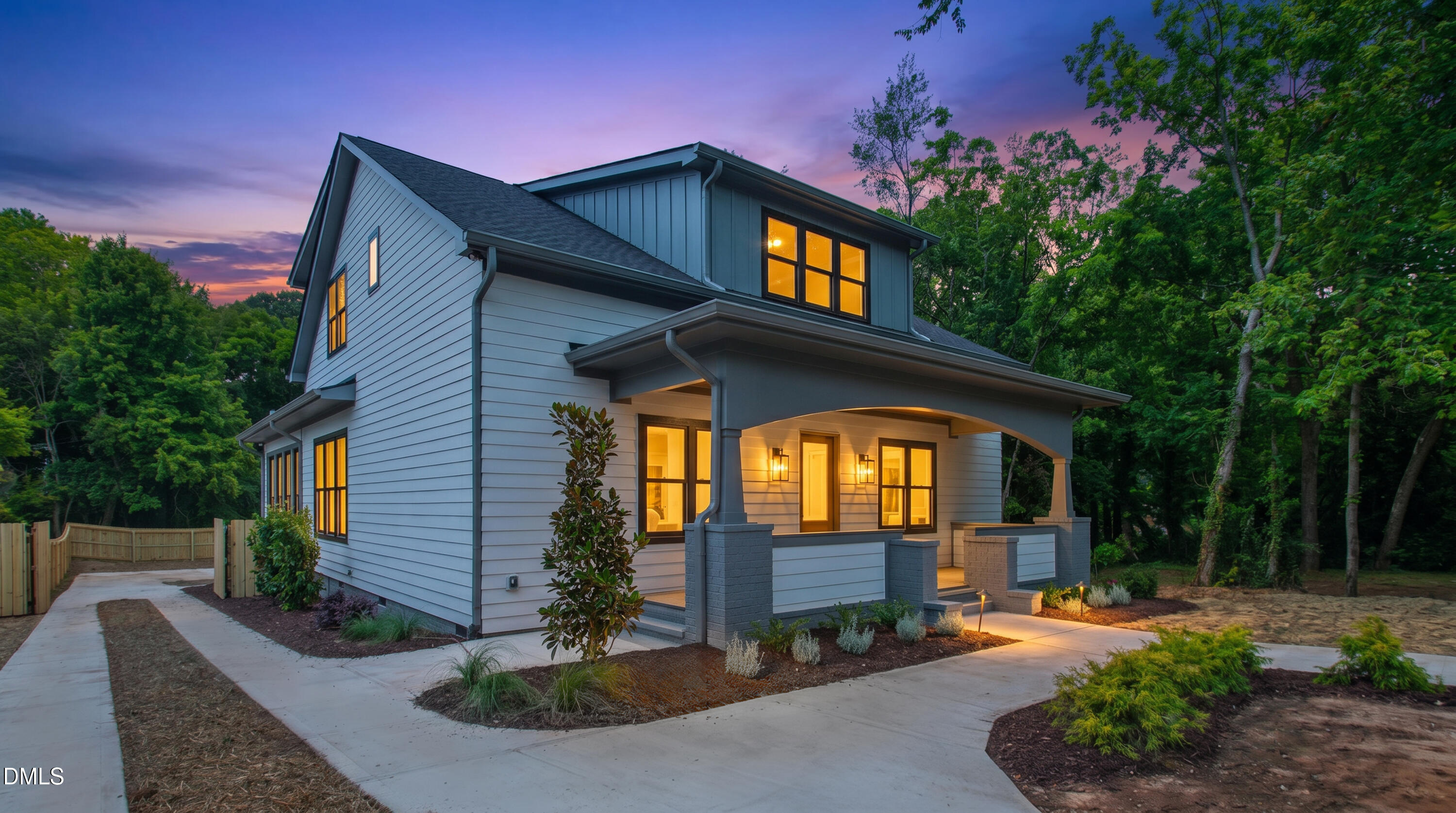 909 Oberlin Road, Raleigh, NC 27605