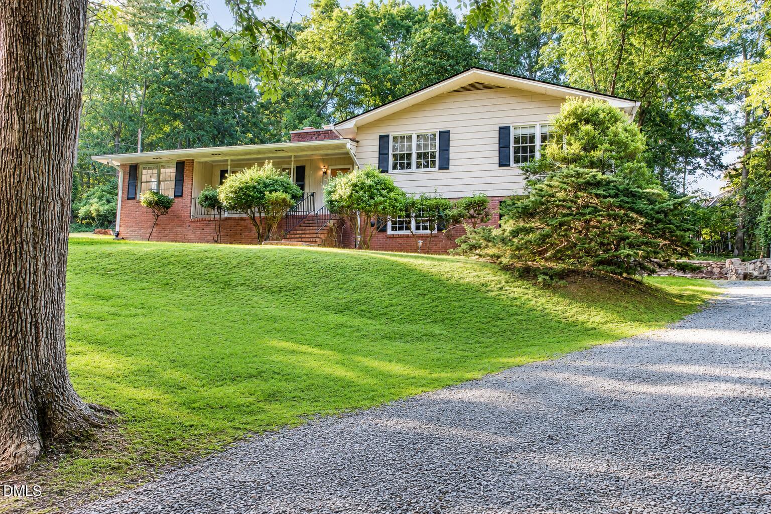 393 Wesley Court, Chapel Hill, NC 27516