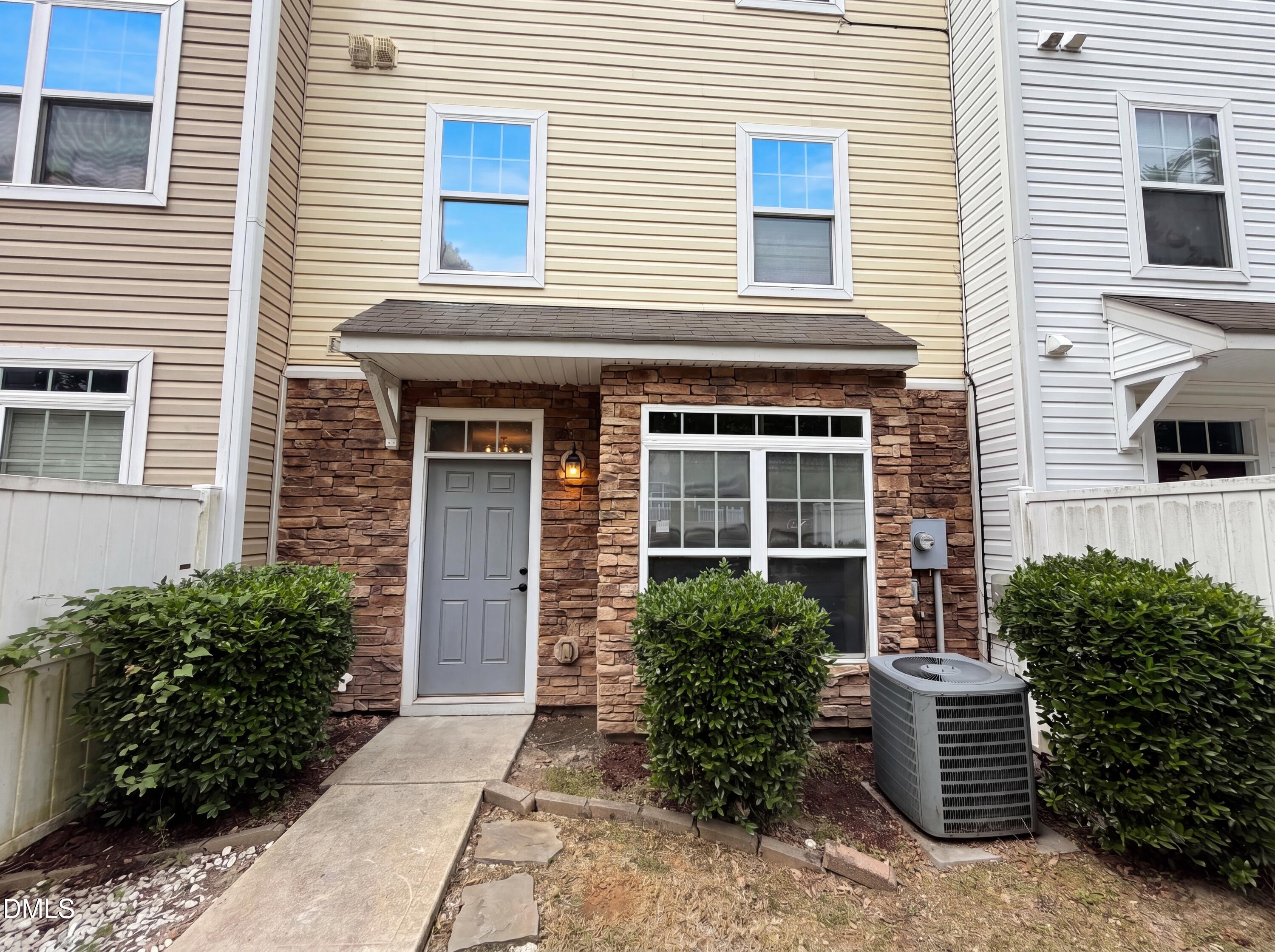321 Gilman Lane 109, Raleigh, NC 27610