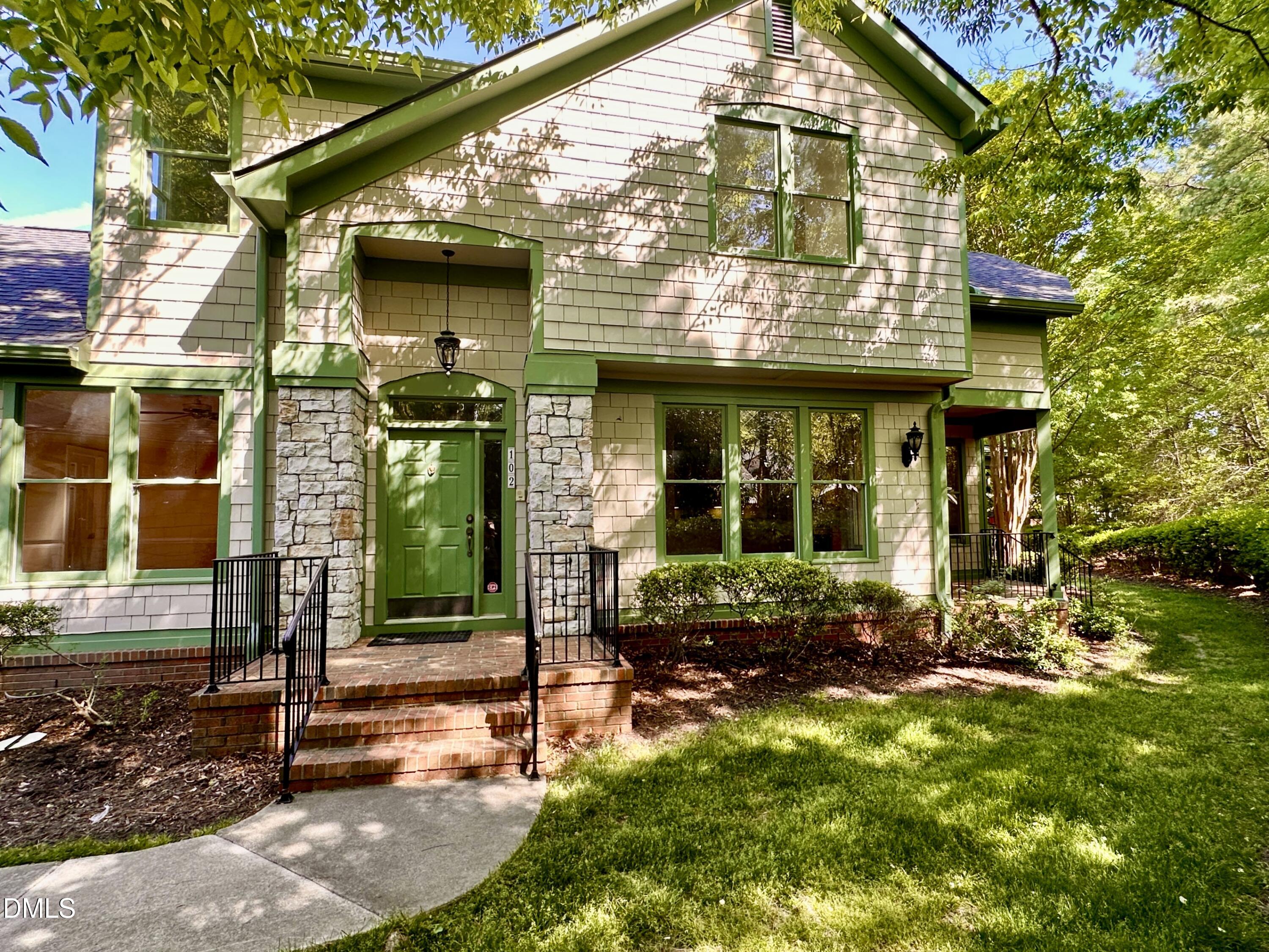 102 Presque Isle Lane Bldg 100, Chapel Hill, NC 27514