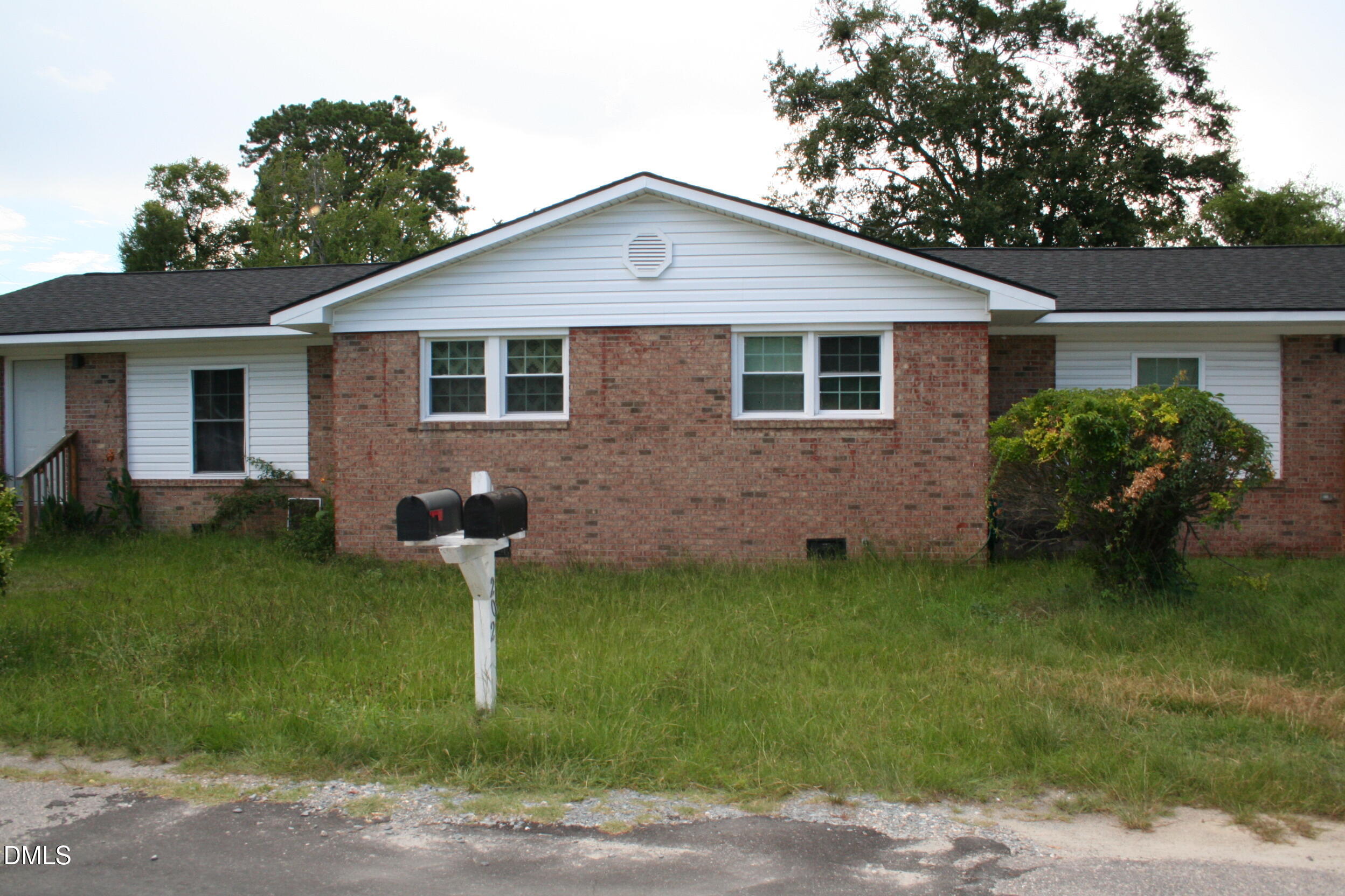 200 202 Prevatte Street, Lumberton, NC 28360