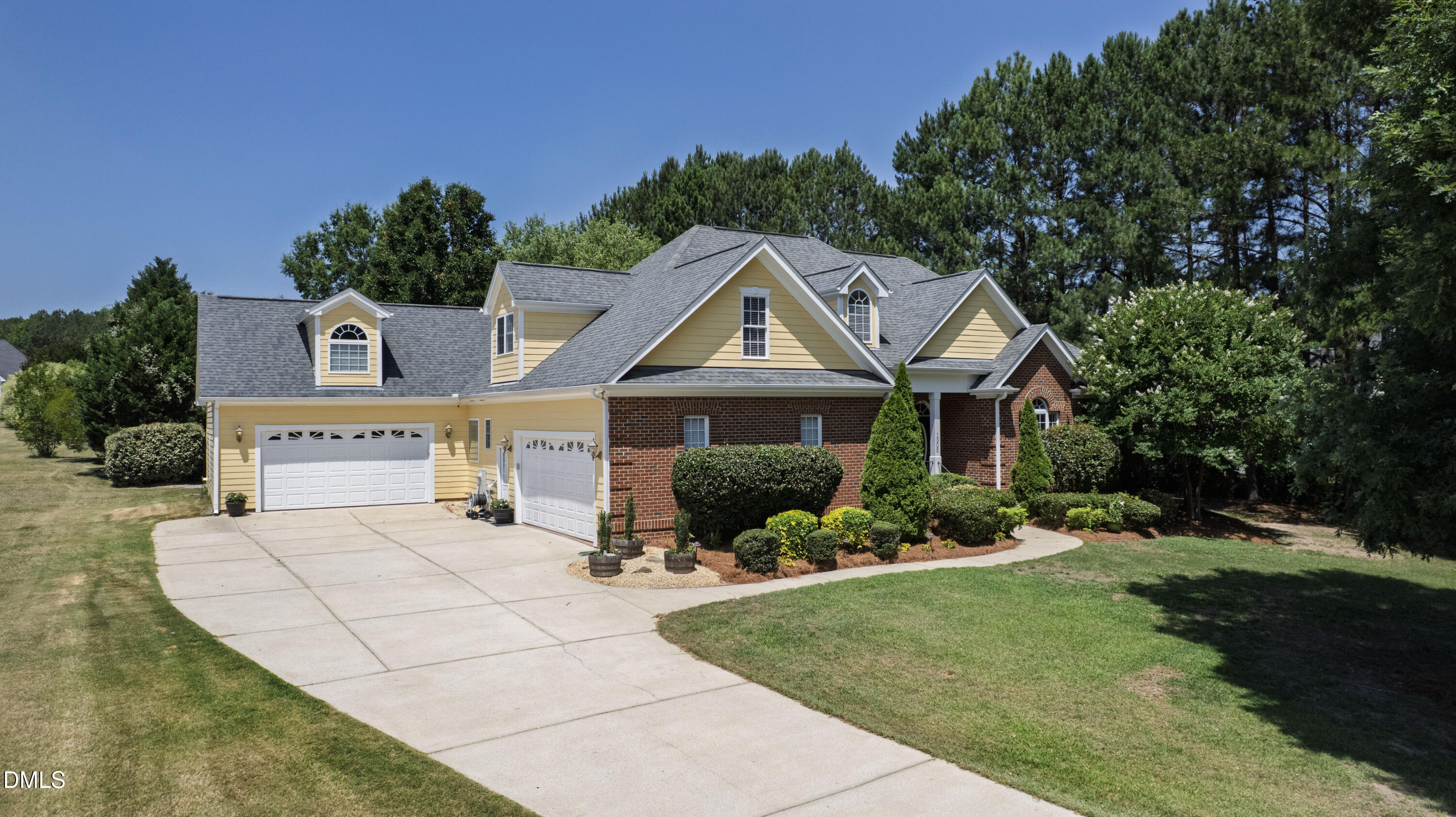 1305 Brookhill Drive, Clayton, NC 27520