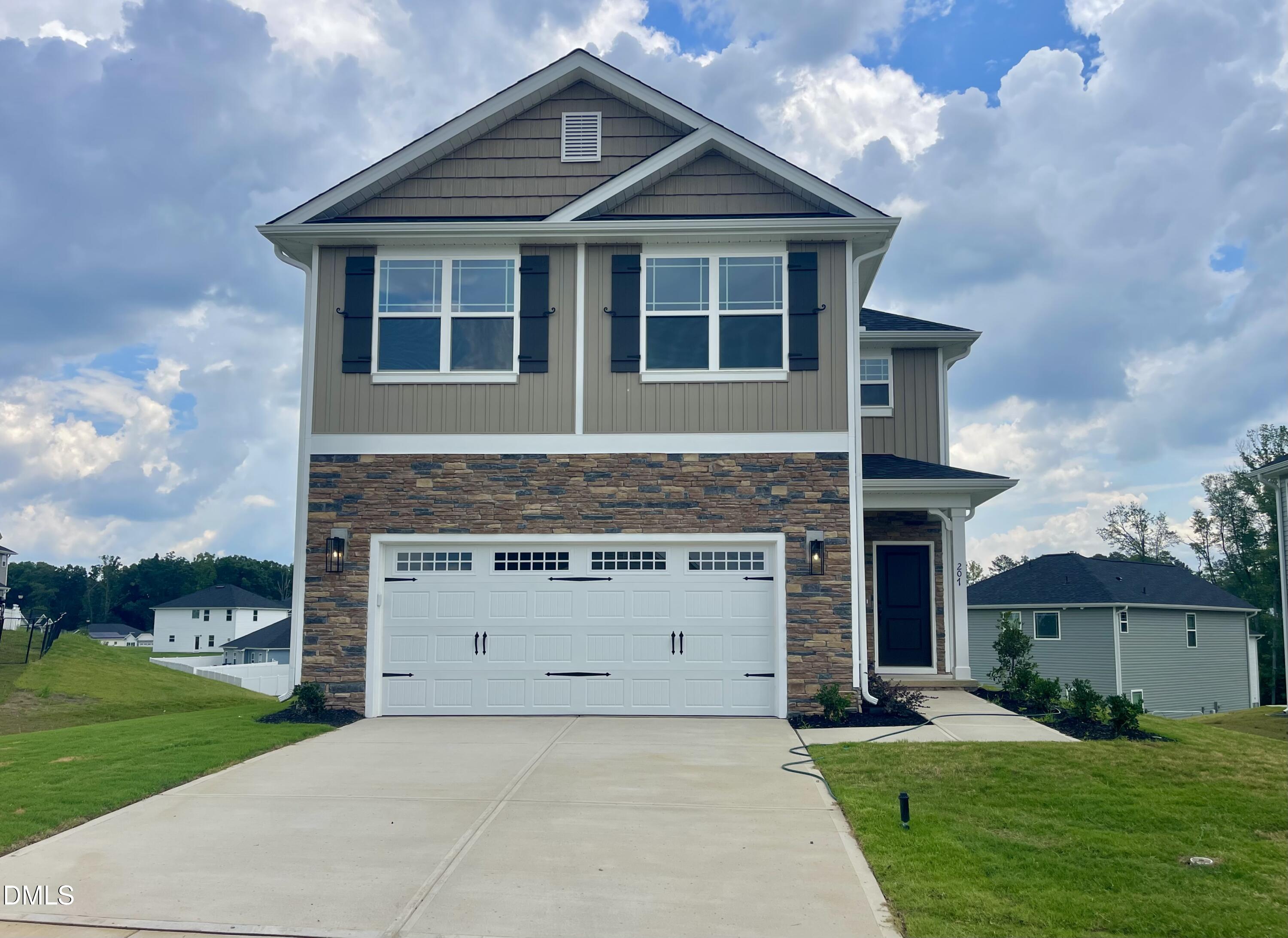 207 Drayton Hall Lane, Sanford, NC 27330