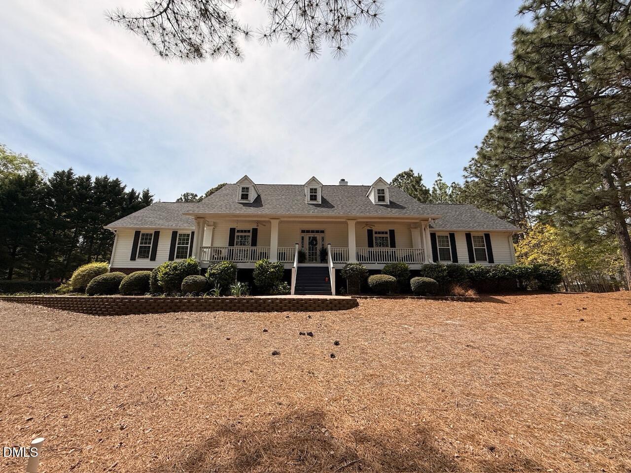 109 Sweetbriar Court, West End, NC 27376