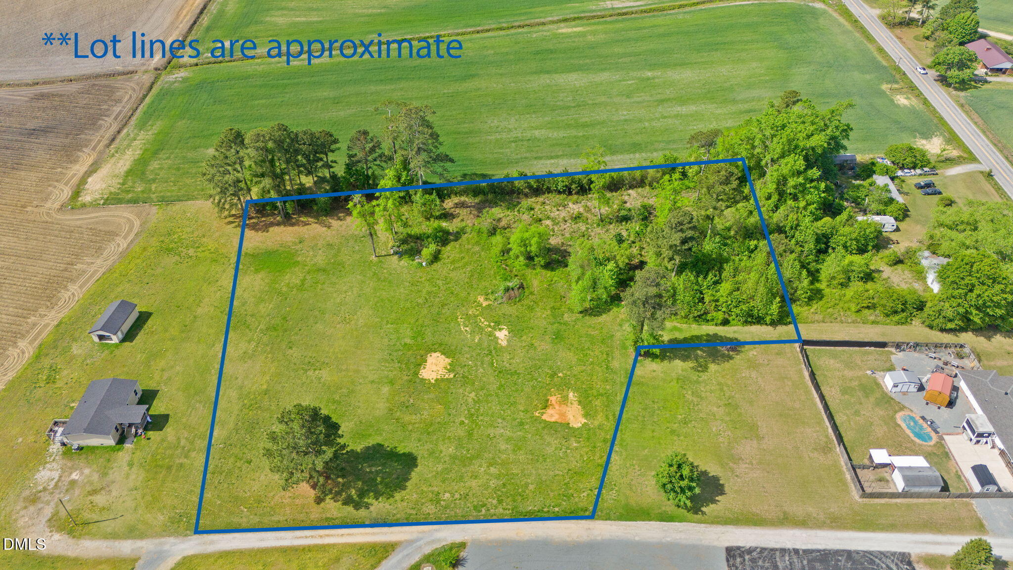 2115 Woods Crossroads Road, Benson, NC 27504