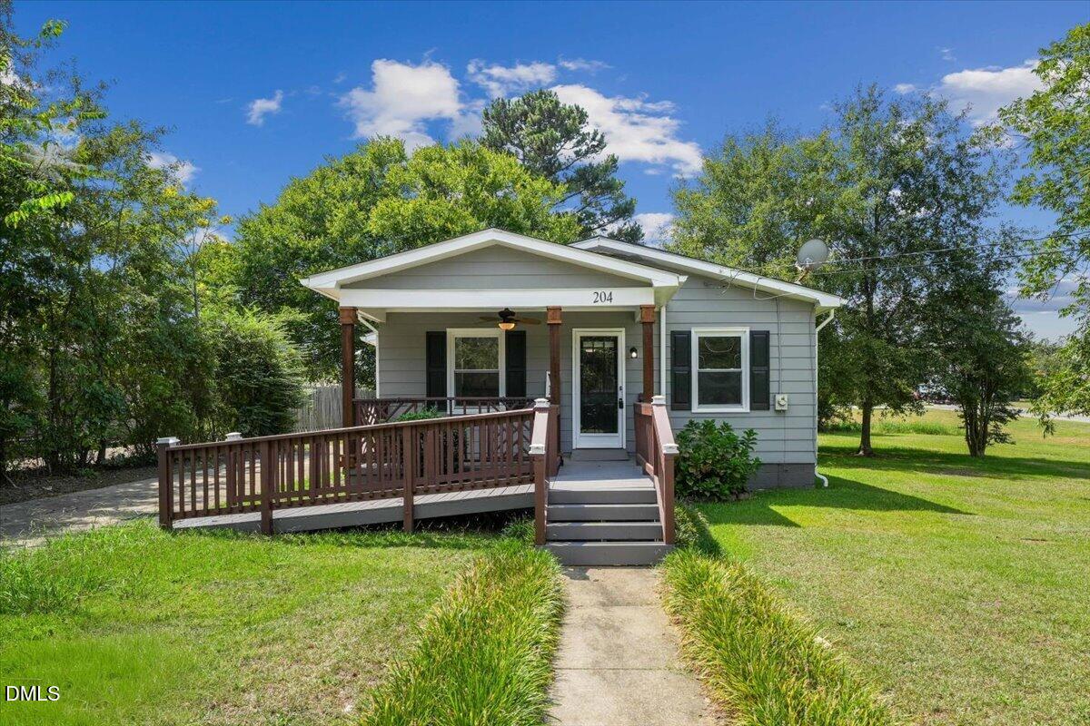204 E Branch Street, Benson, NC 27504
