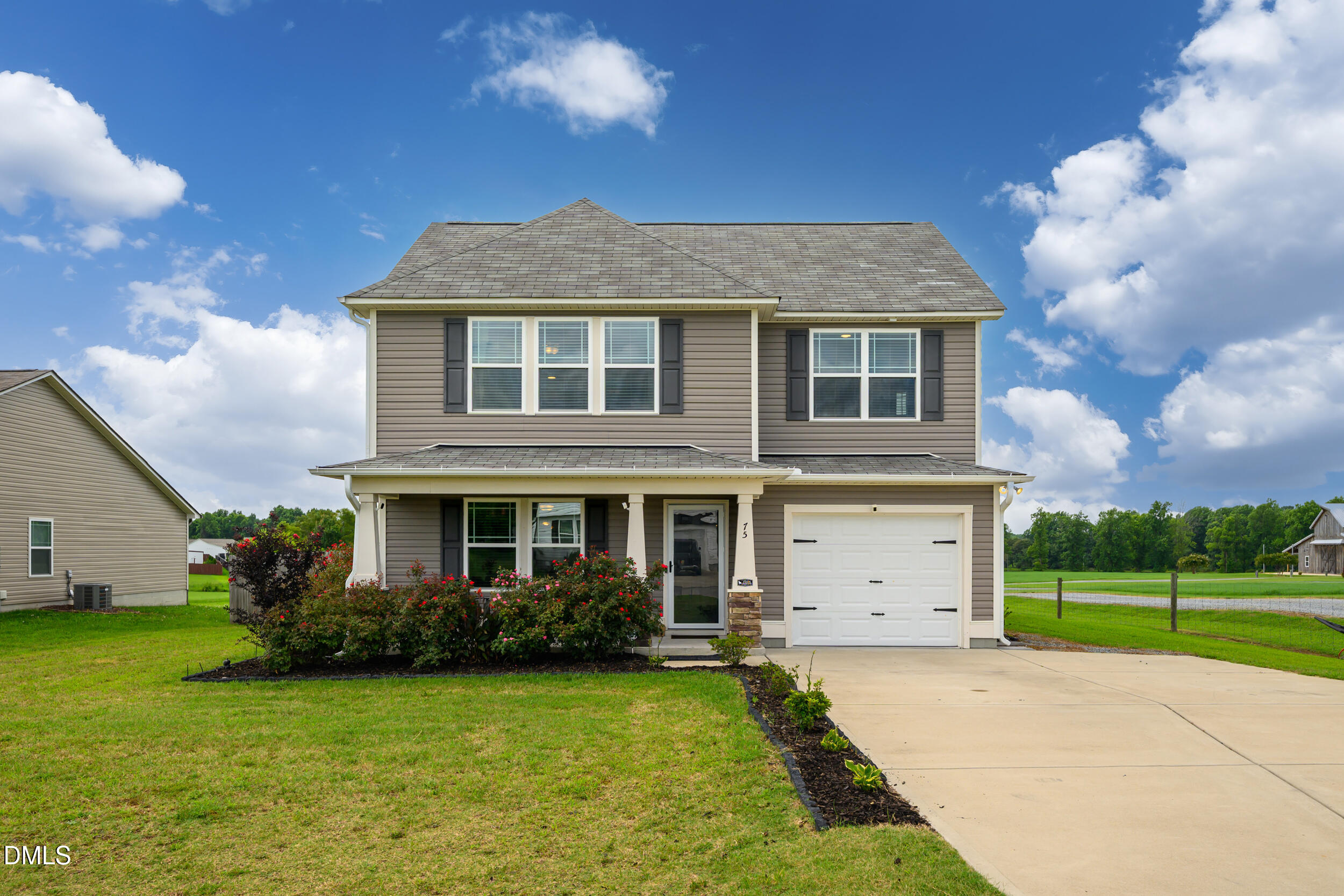 75 Falling Leaf Lane, Benson, NC 27504