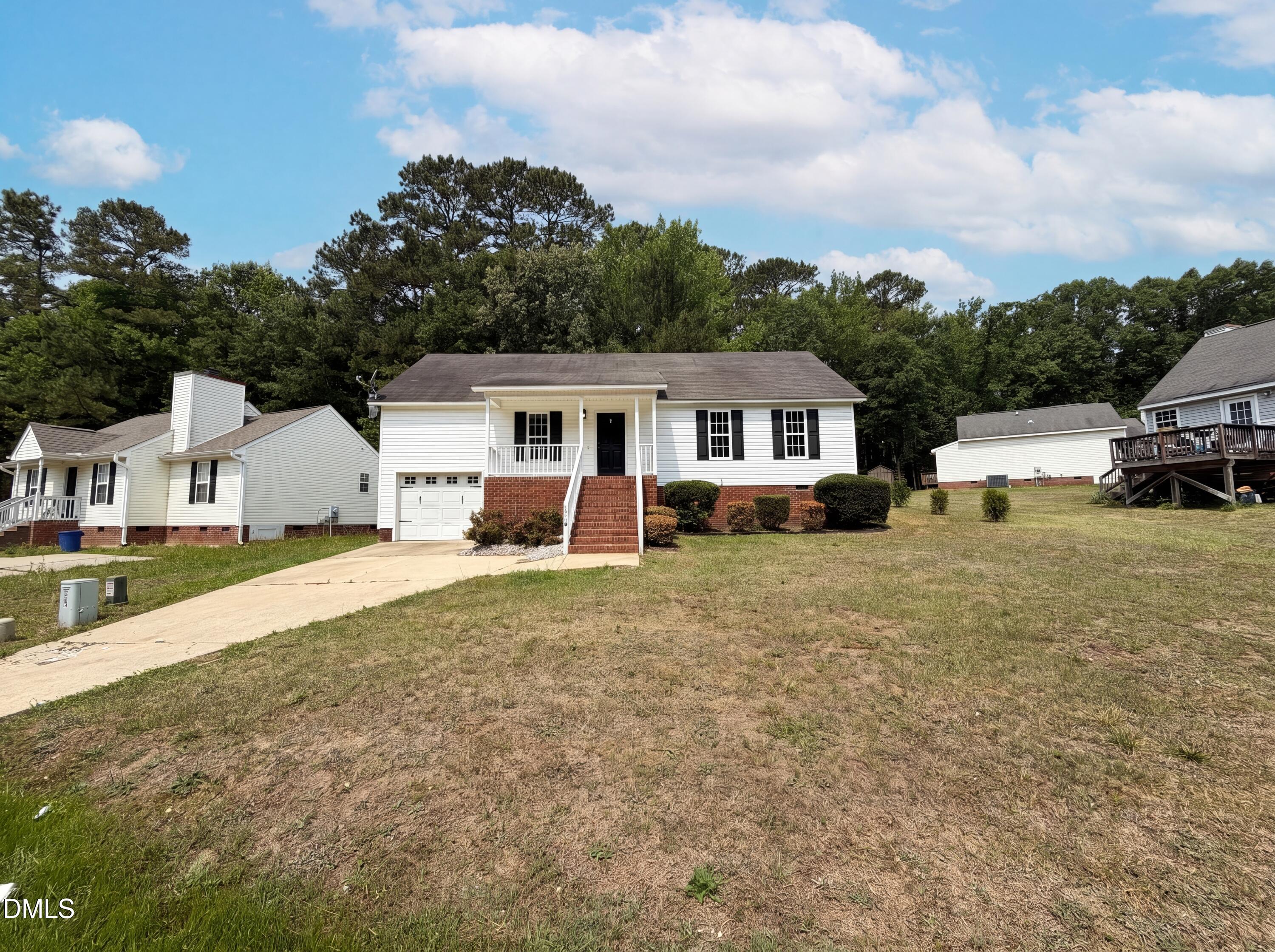 1024 Laurel Leaf Road, Zebulon, NC 27597