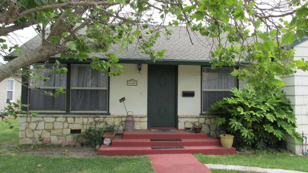 89 Clark Street