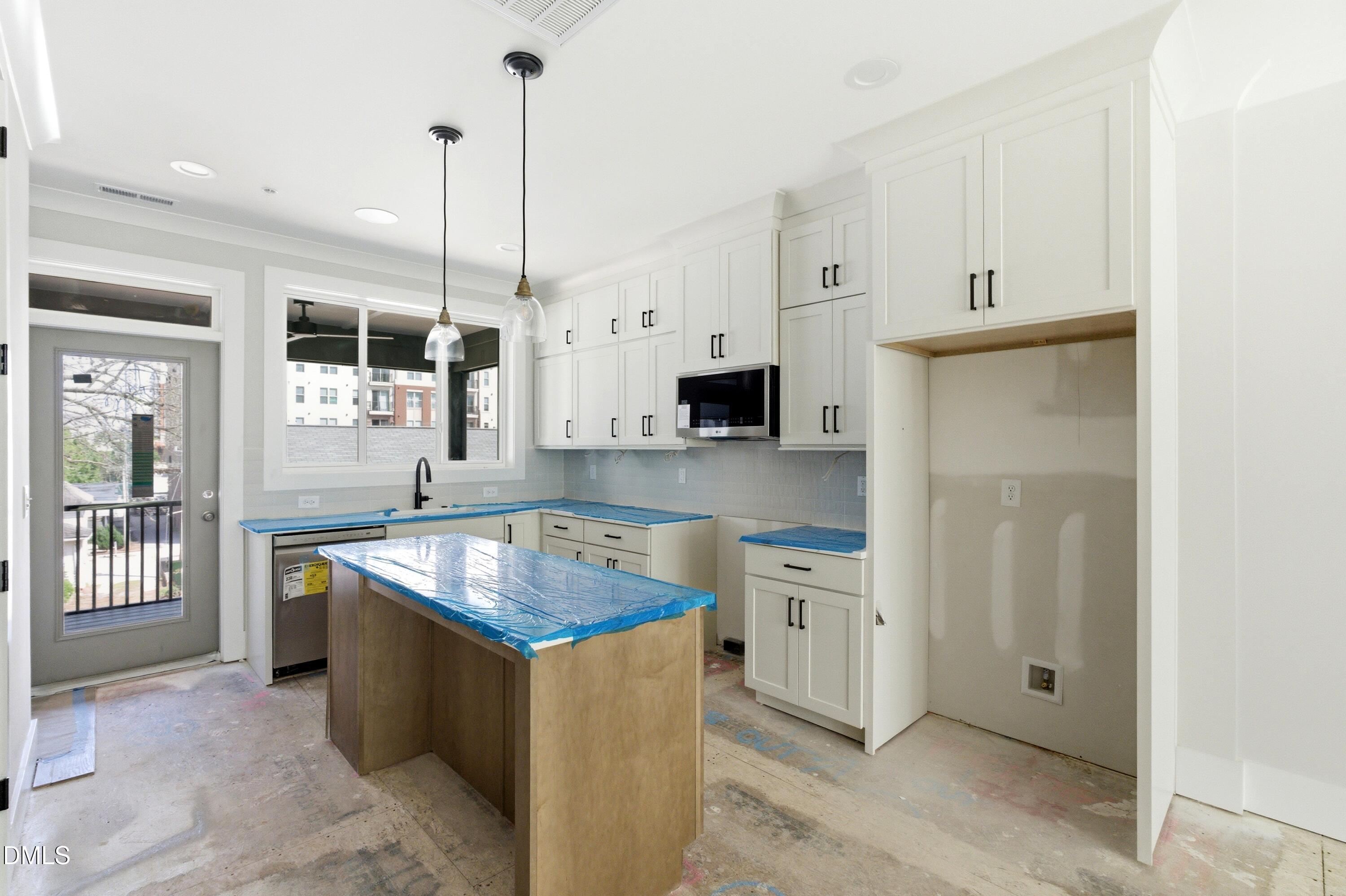 720 Noble Town Way 104, Raleigh, NC 27603