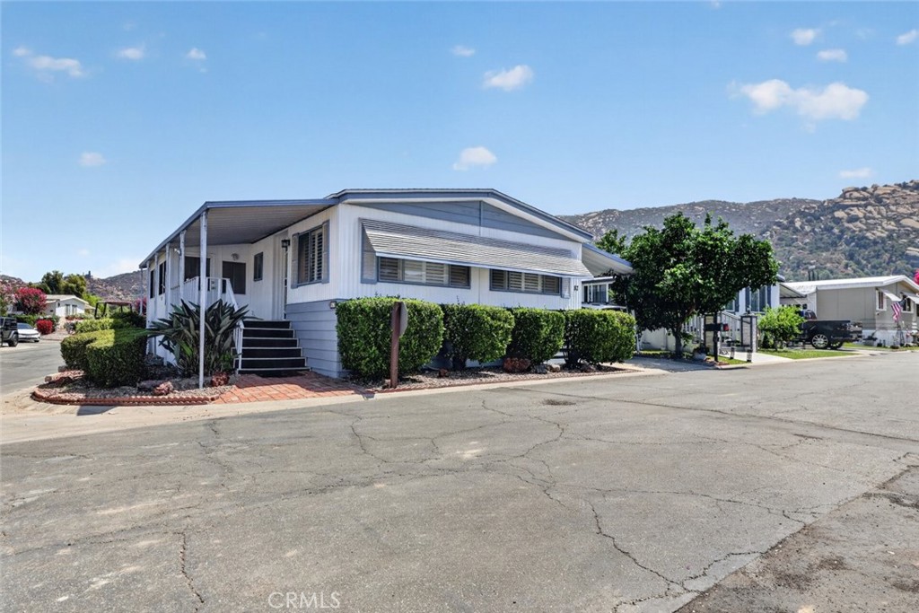 6480 Katherine Road 87