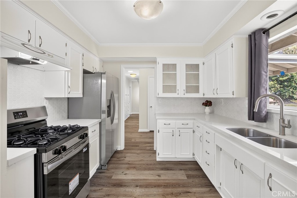 1742 E Foothill Dr.