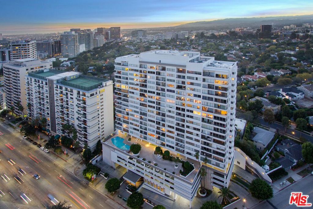 10501 Wilshire Boulevard 2304
