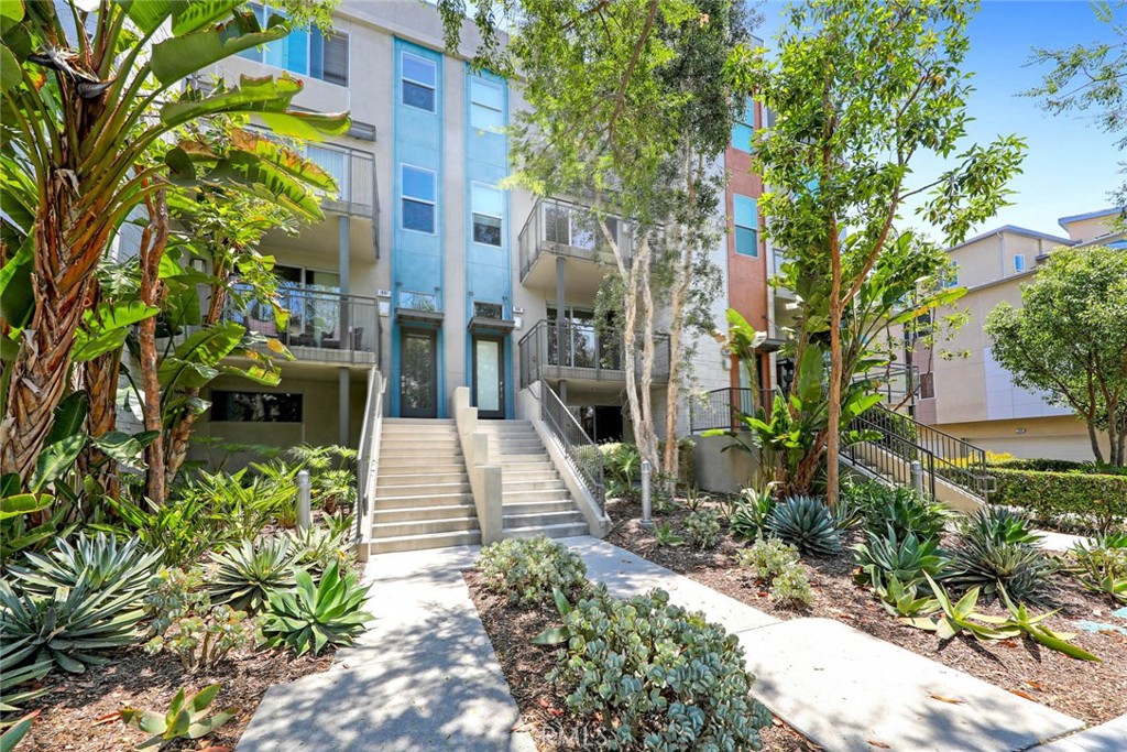 606 Rockefeller