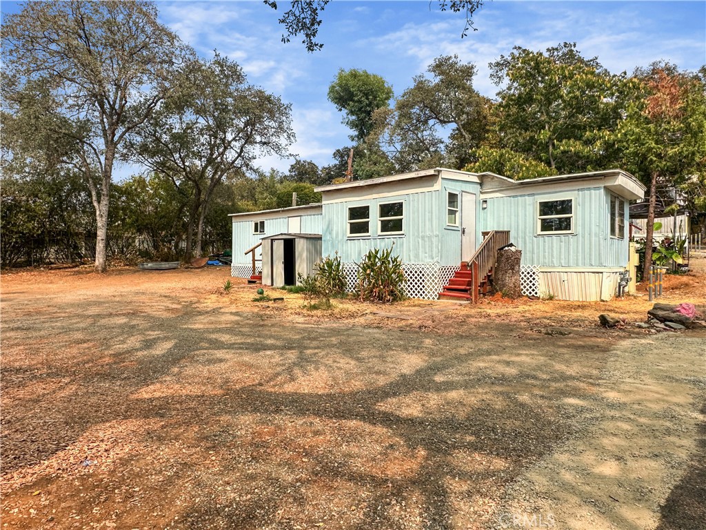 37 Acacia Avenue 22