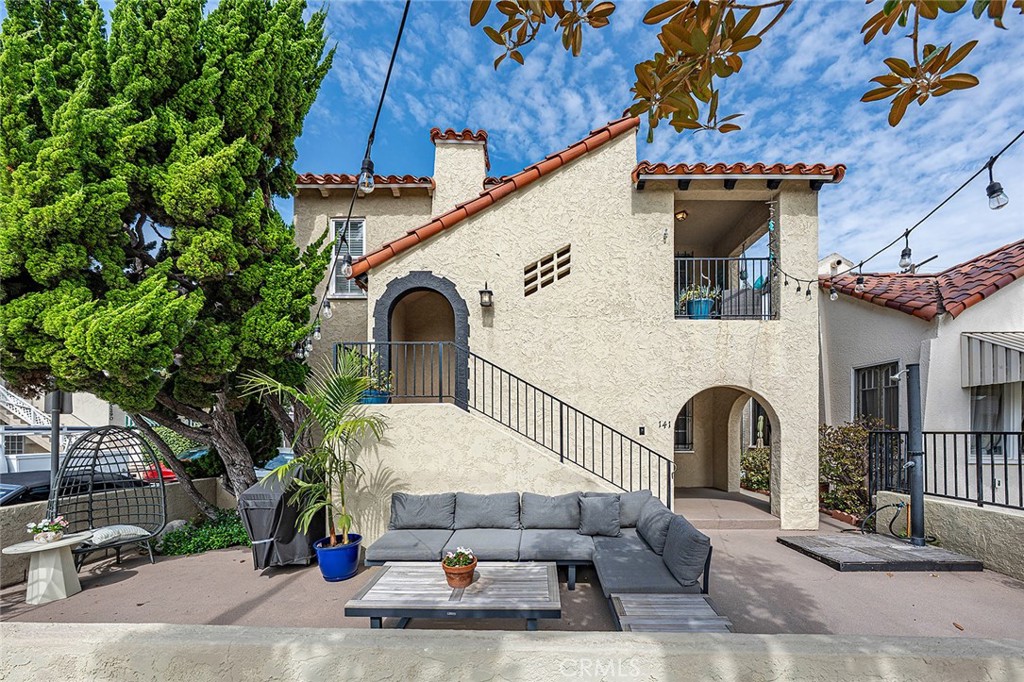 141 Glendora Avenue