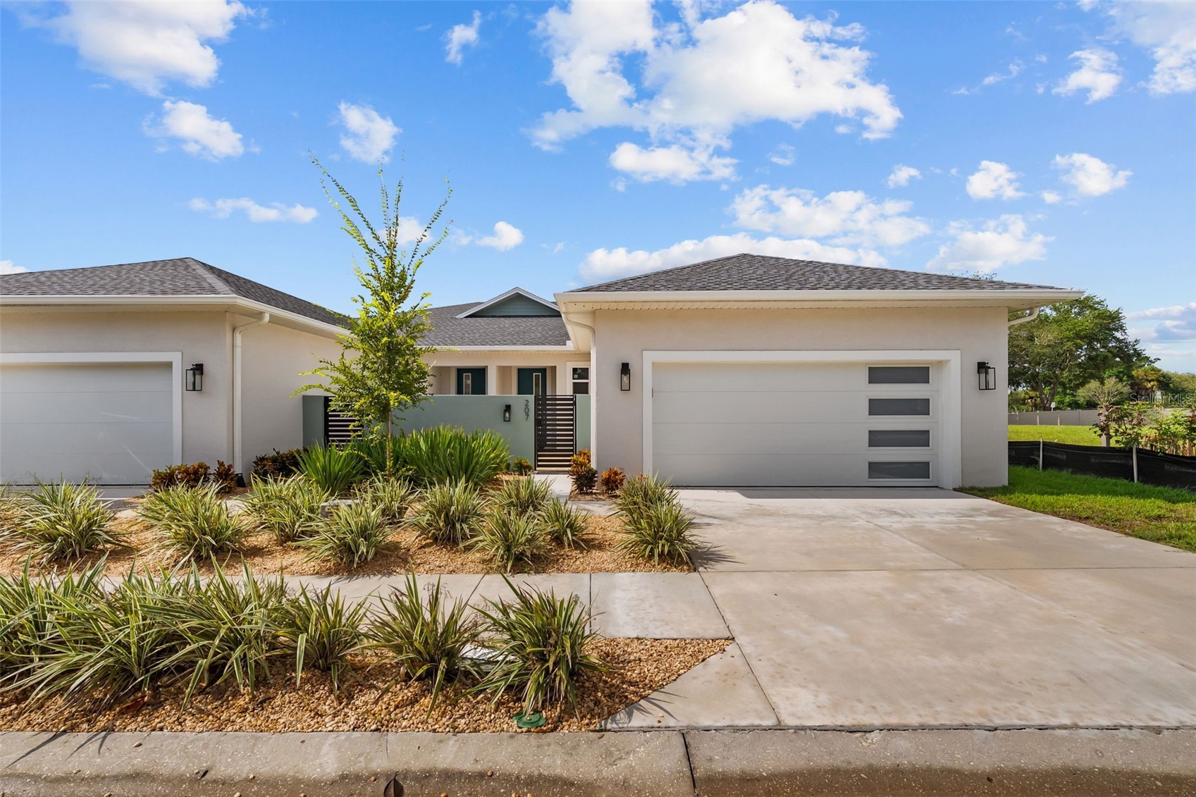 207 ATHENIAN WAY