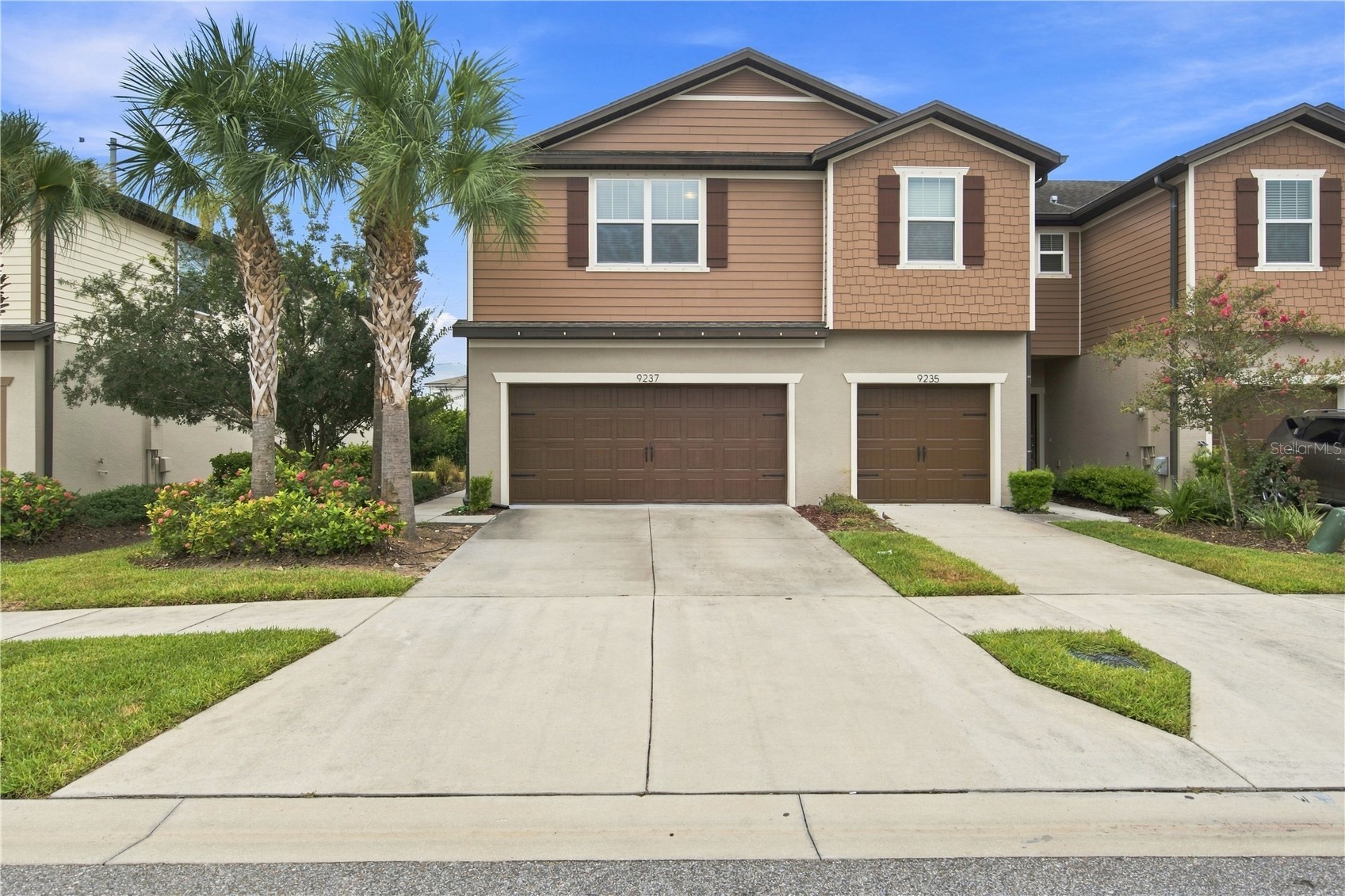 9237 HILLCROFT DRIVE