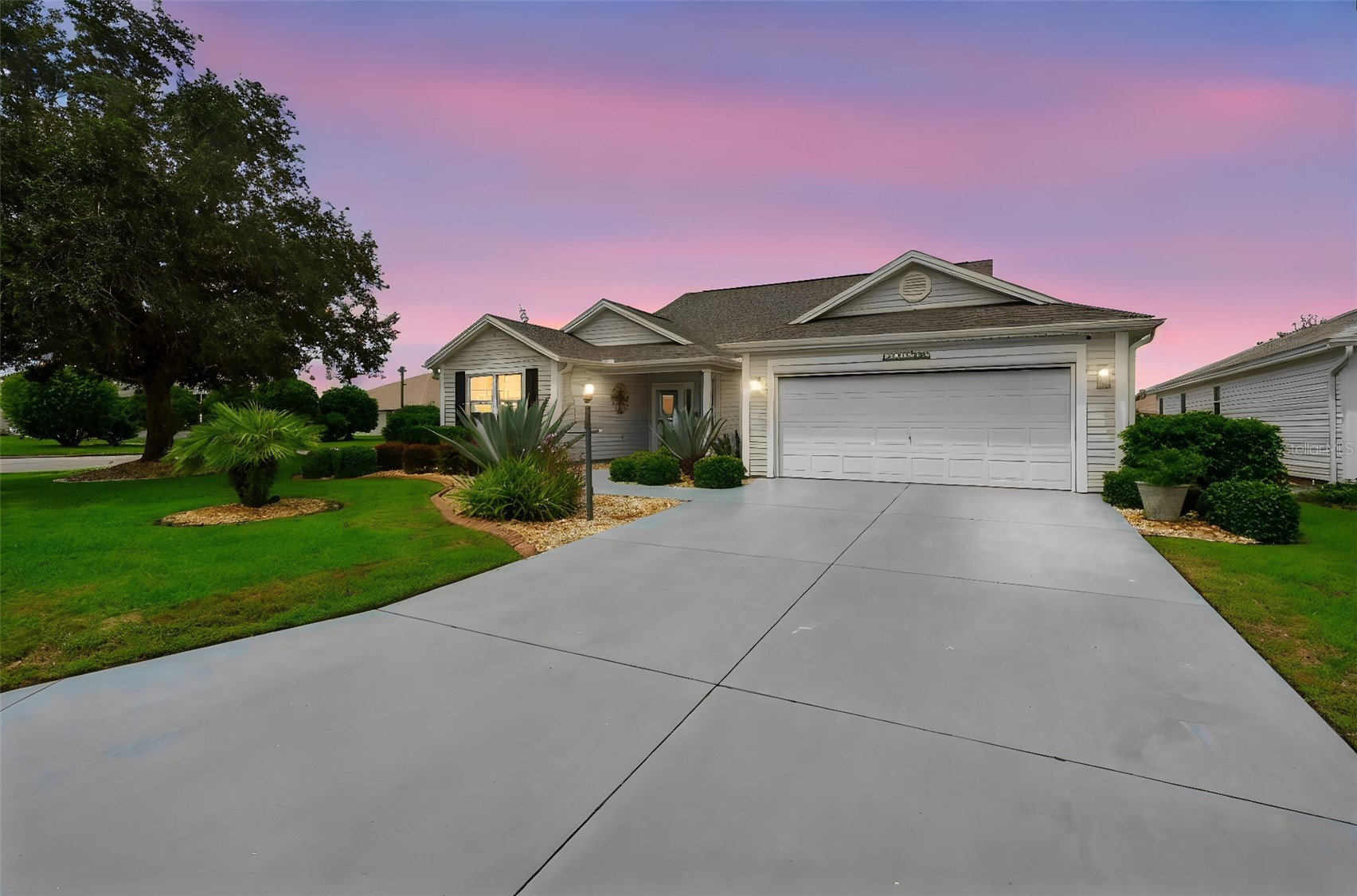 633 COKESBURY DRIVE