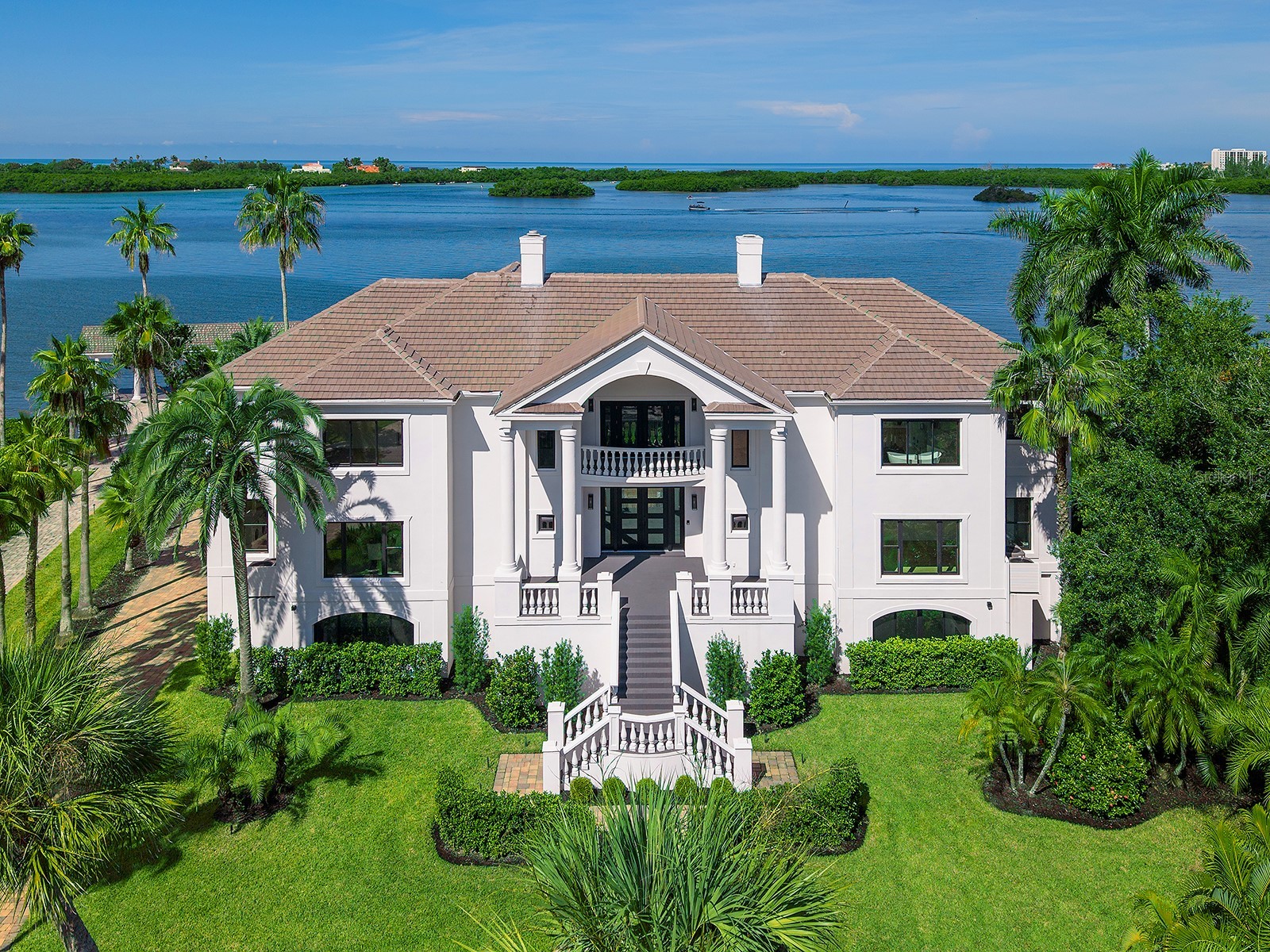 112 OSPREY POINT DRIVE