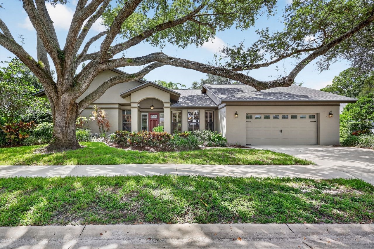 4395 OAK VIEW DRIVE