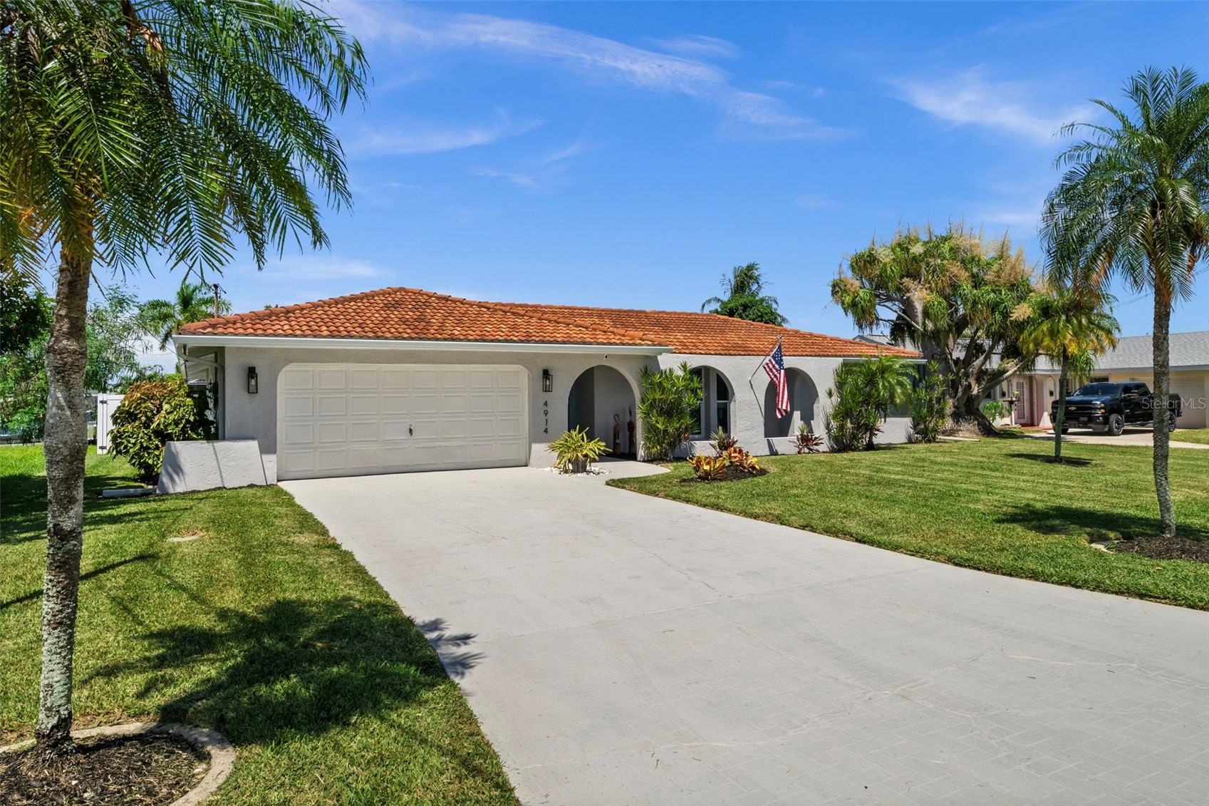 4914 SORRENTO COURT