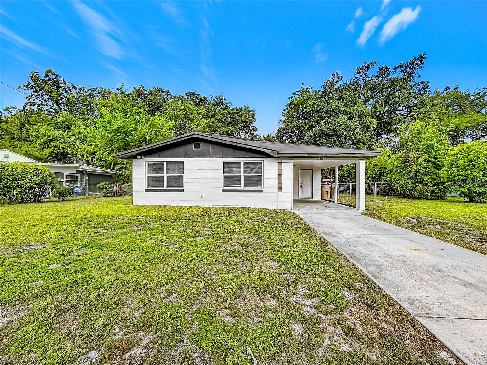 1504 NW 19TH COURT