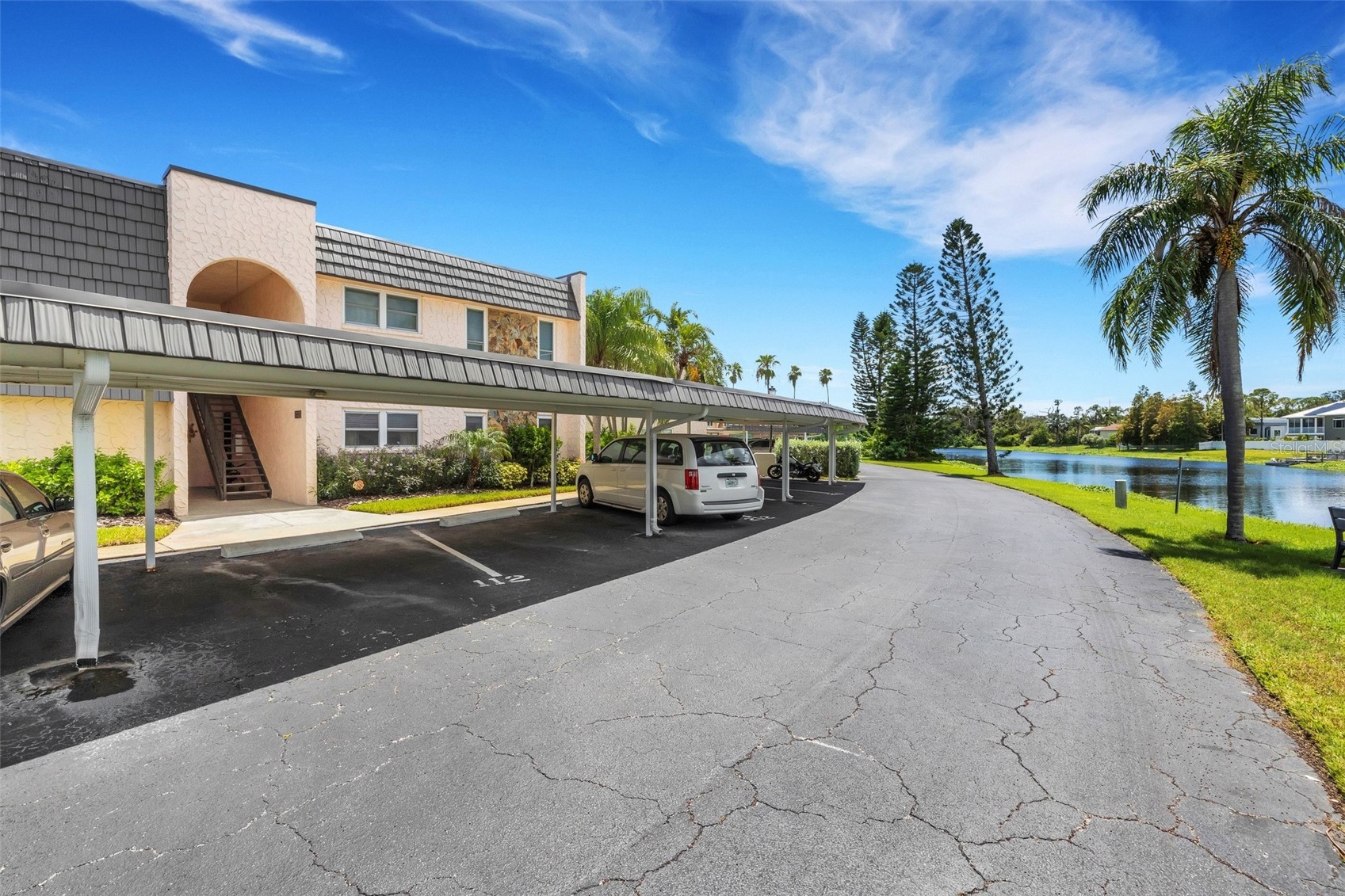 112 ELMWOOD CIRCLE 112