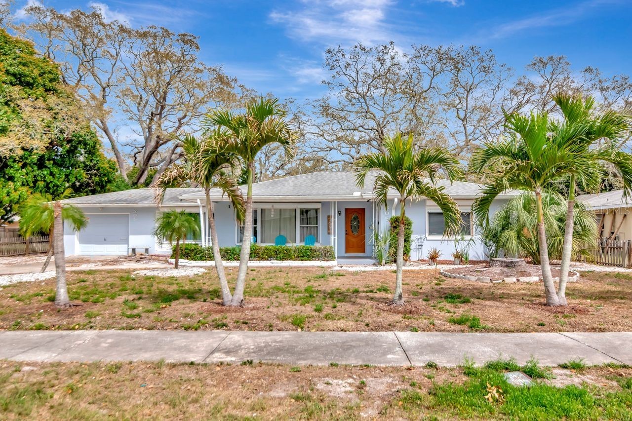 305 BAKER AVENUE