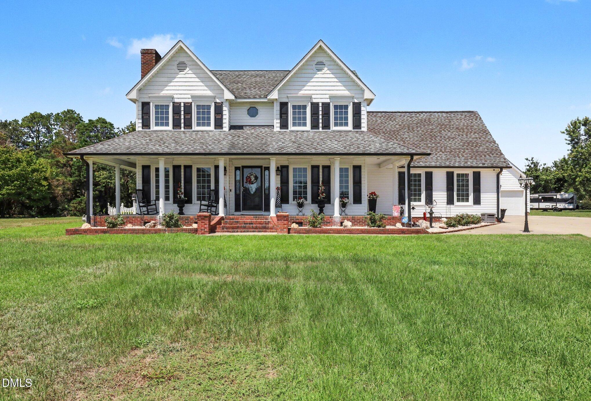 24 Clubhouse Drive, Dunn, NC 28334