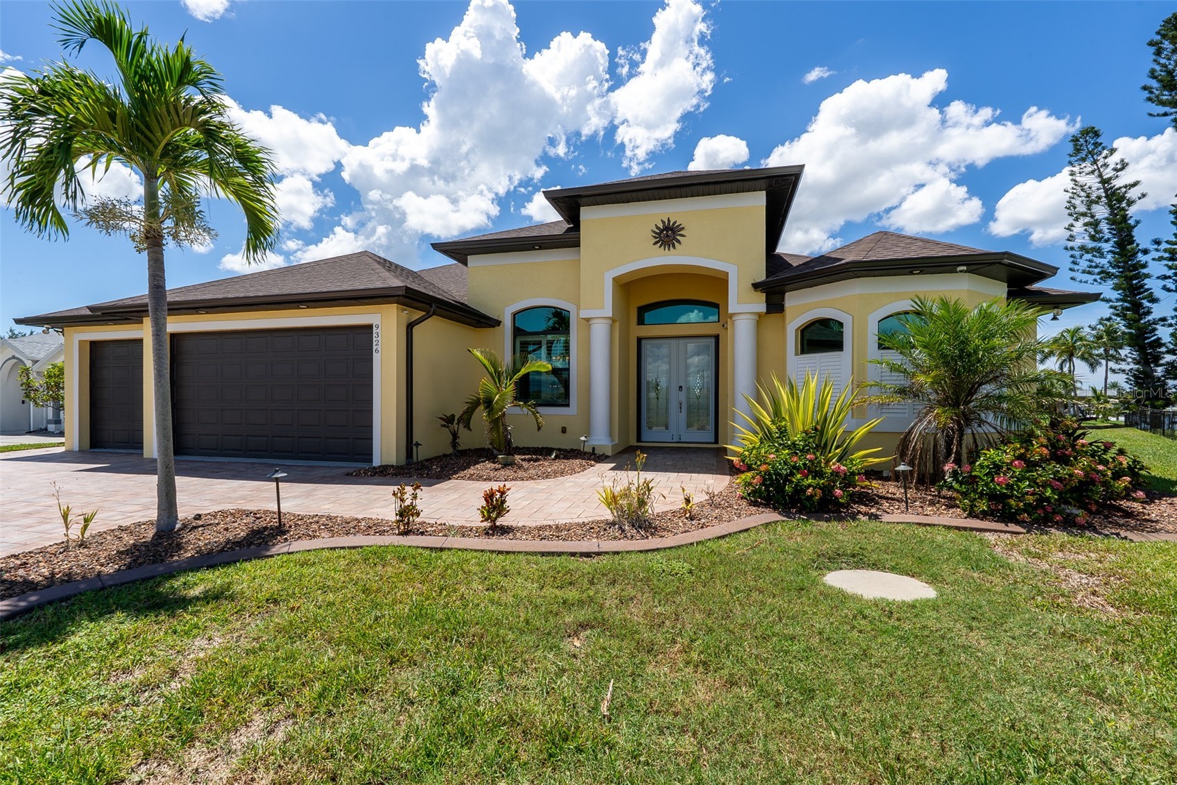 9326 ROSEBUD CIRCLE