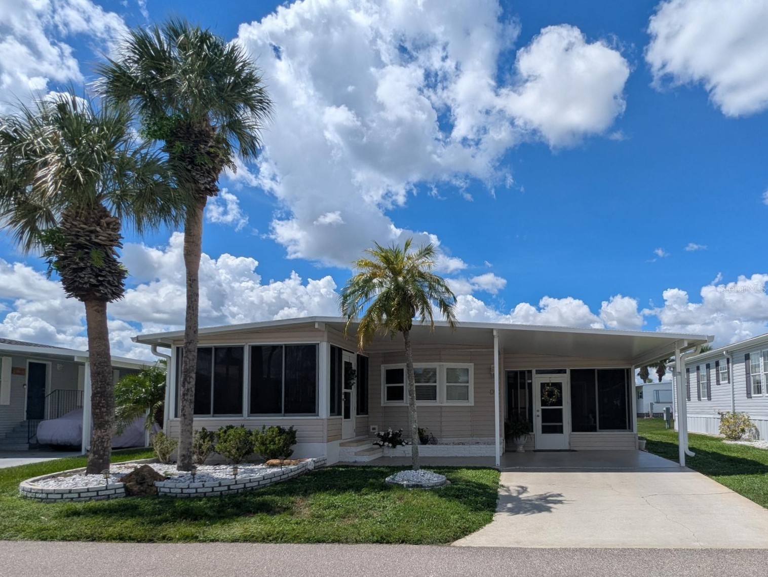 2100 KINGS HIGHWAY 137