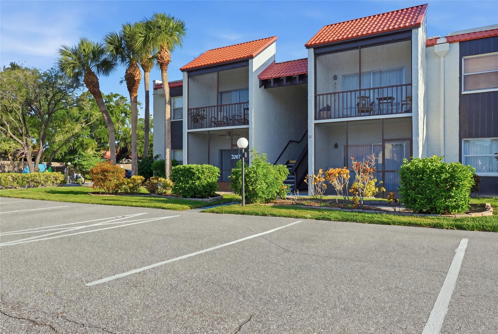 3267 BENEVA ROAD 203