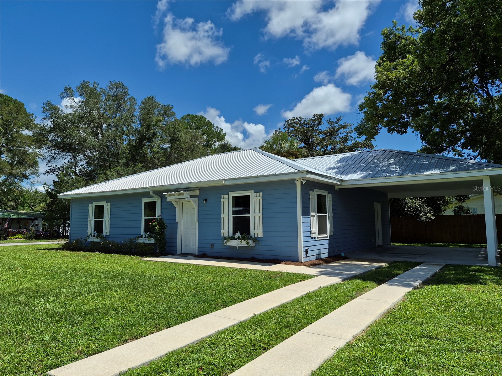 506 NE FOURTH STREET