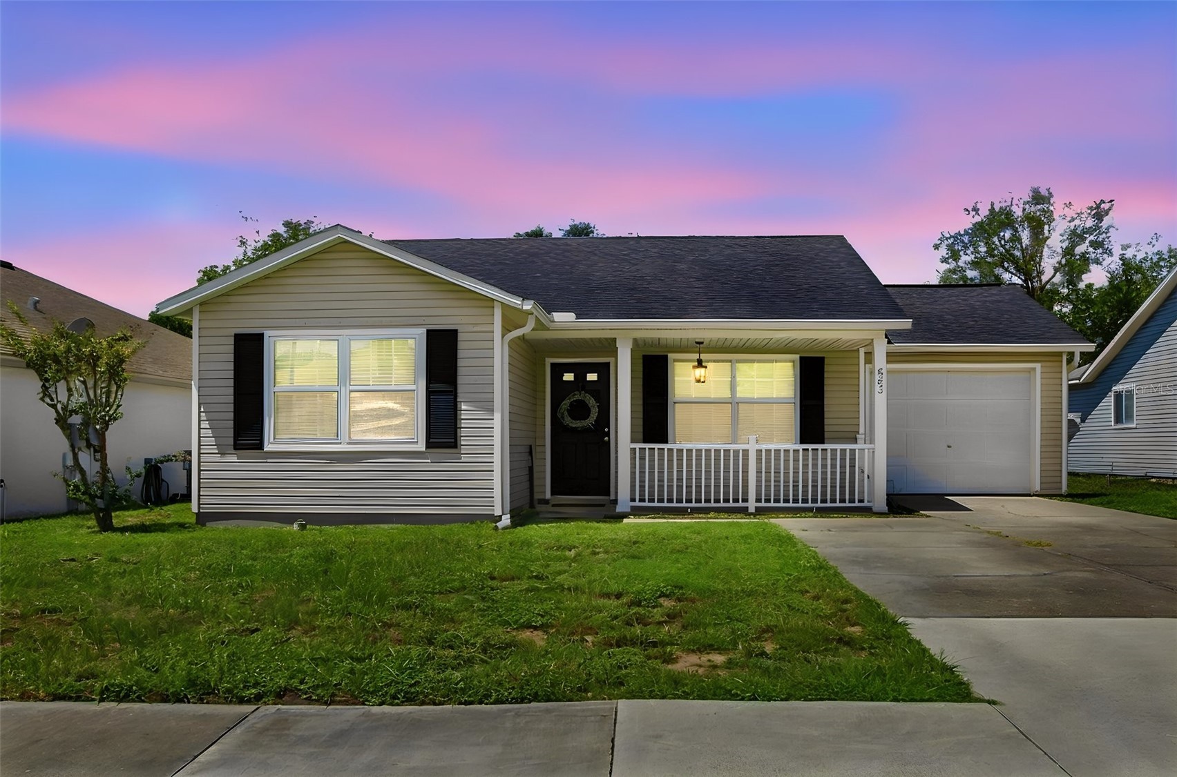 863 WISTERIA PLACE