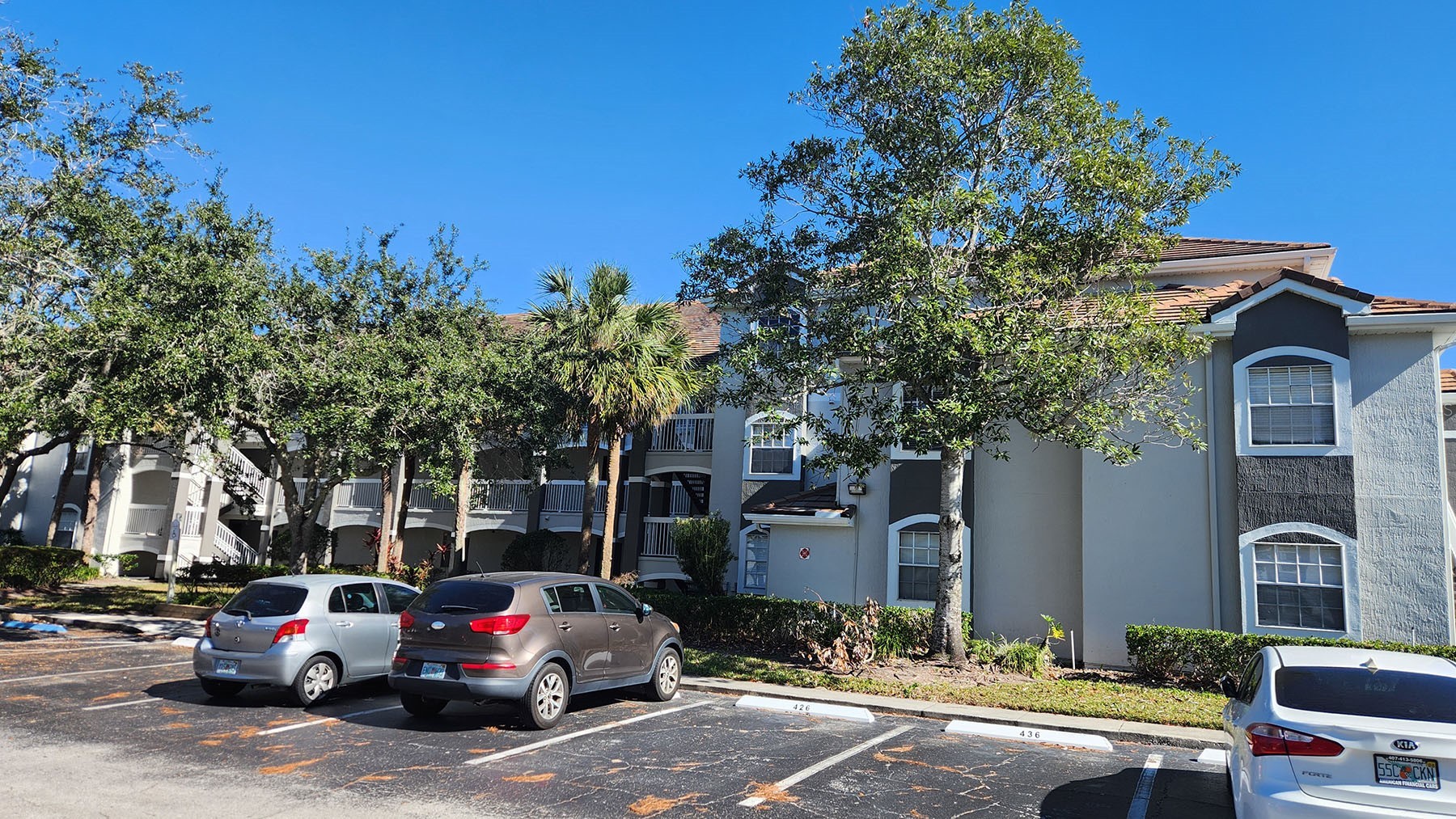 14013 FAIRWAY ISLAND DRIVE 427