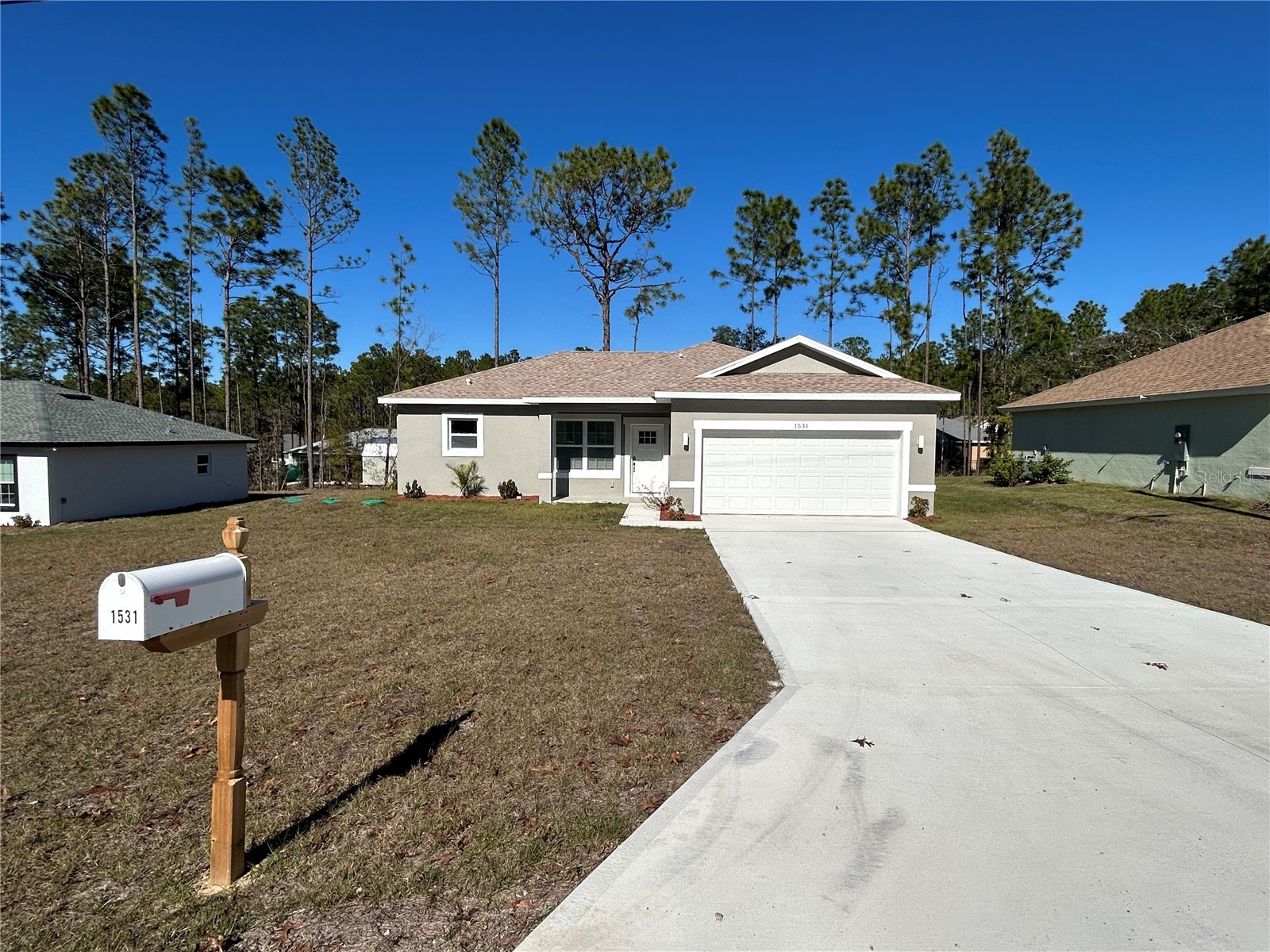 1531 W GAINSBORO LANE