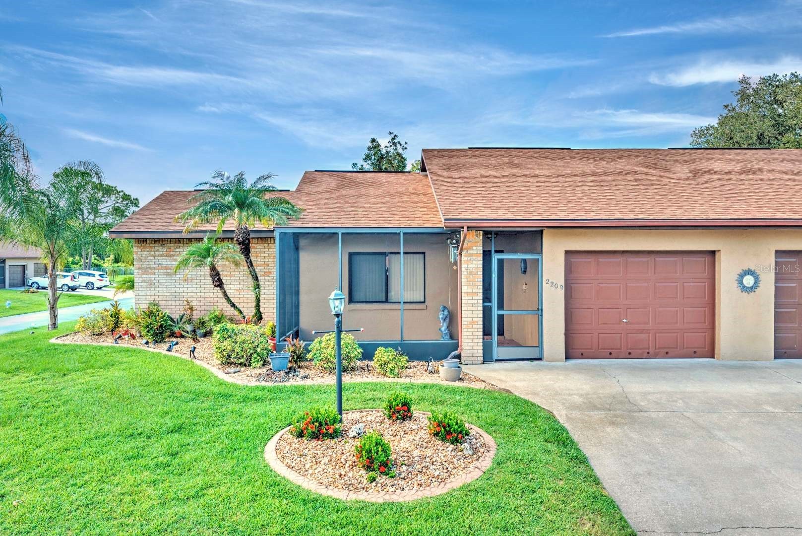 2209 HIDDEN CREEK CIRCLE