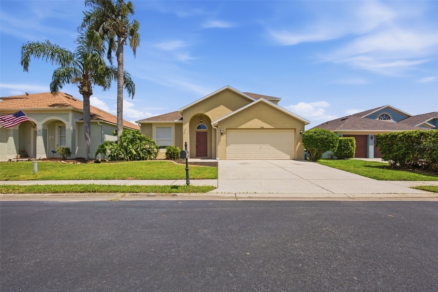 1734 LADY PALM COURT