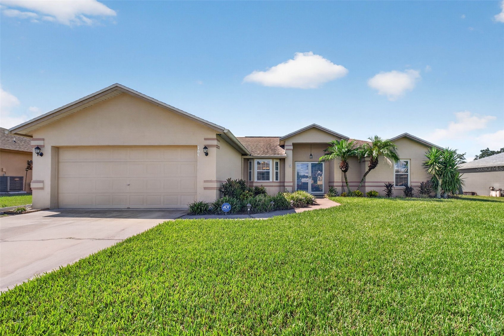 706 HIGHLAND CREST LOOP