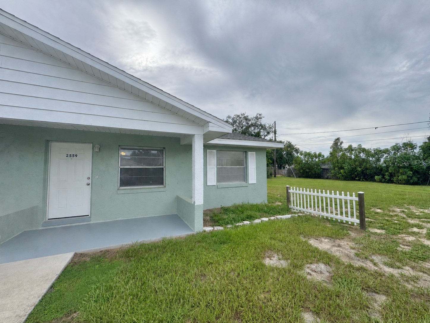 2559 ELM AVENUE