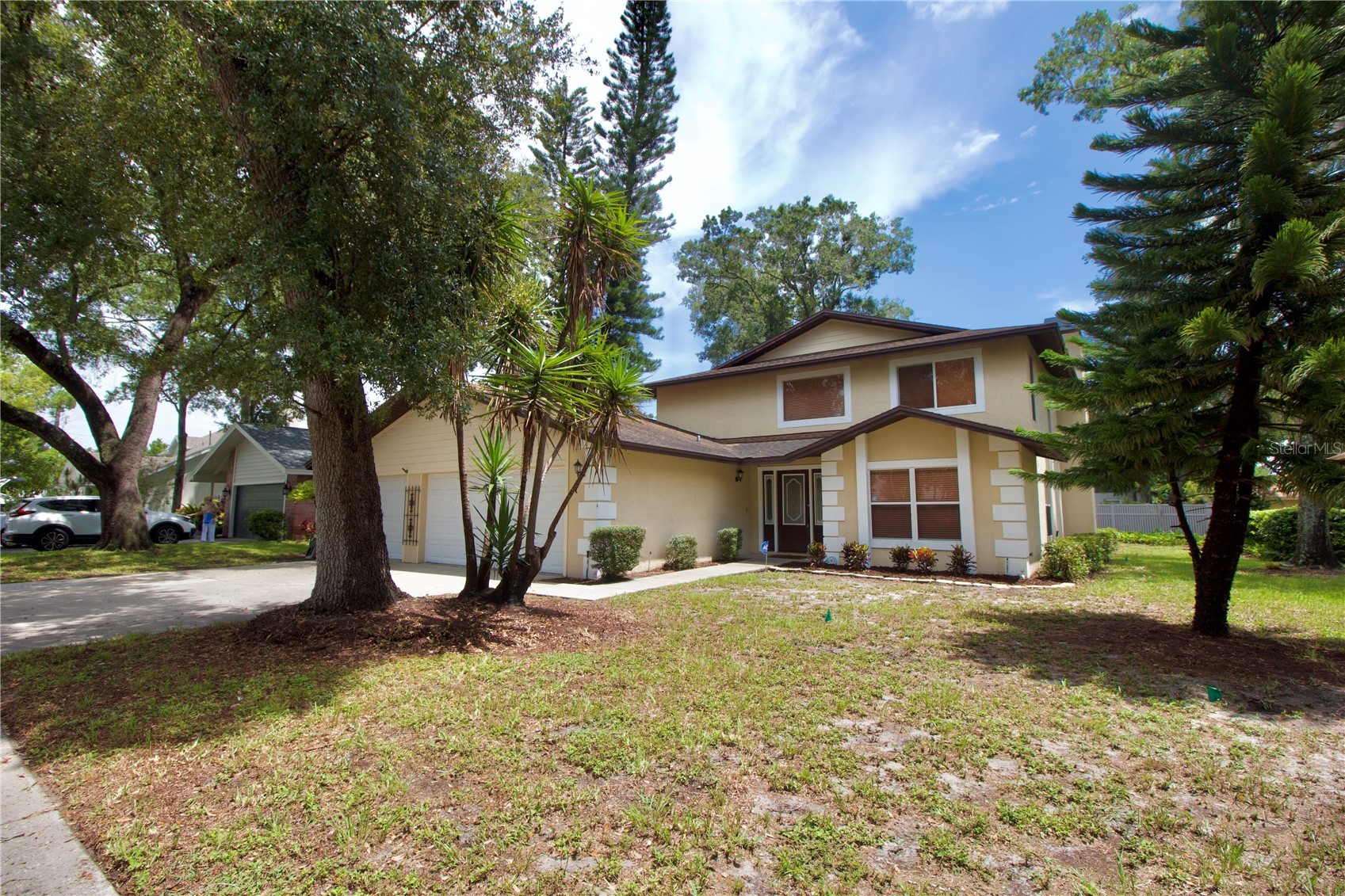 1817 LAURENCE COURT