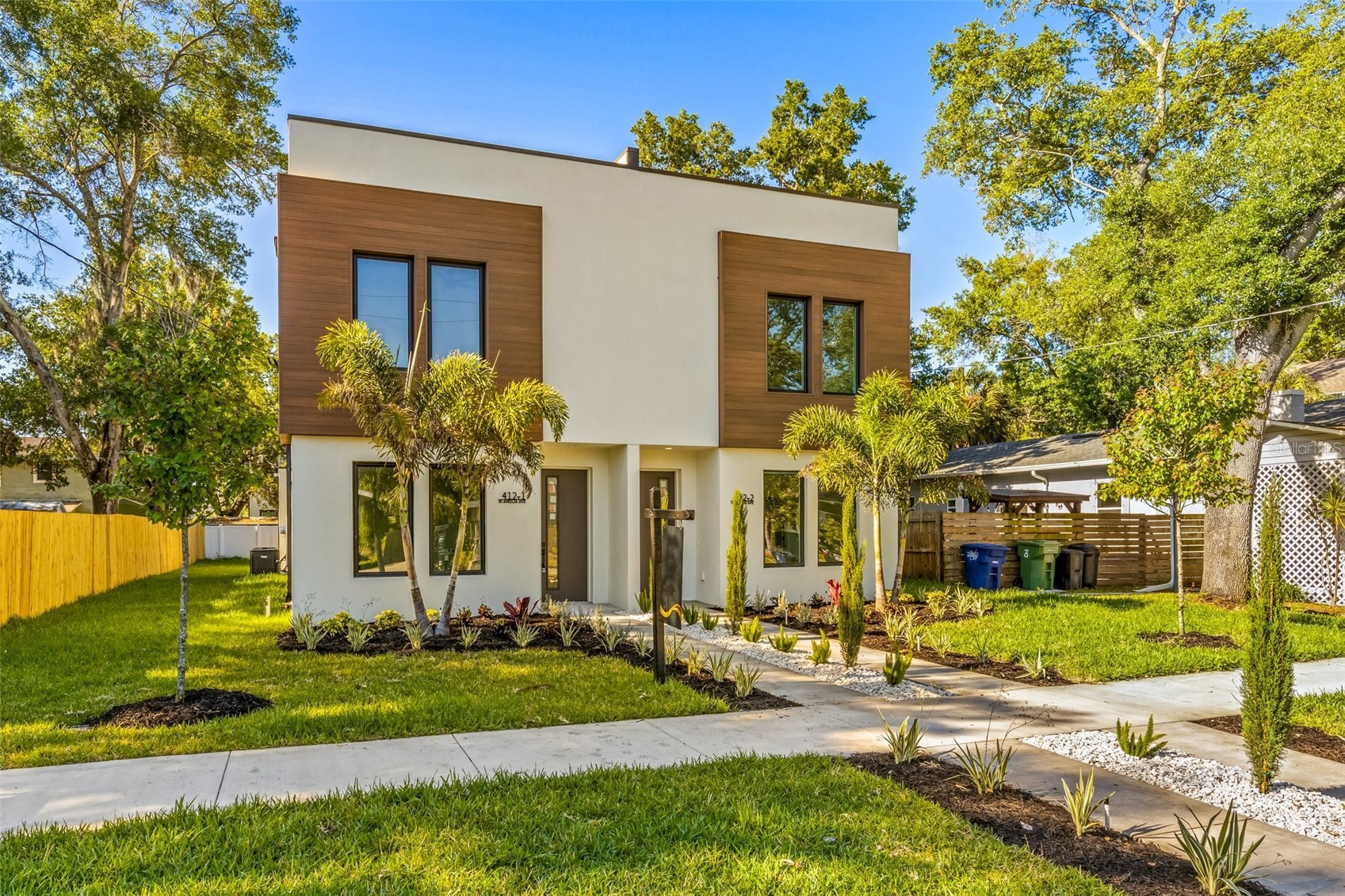 412 W AMELIA AVENUE 2