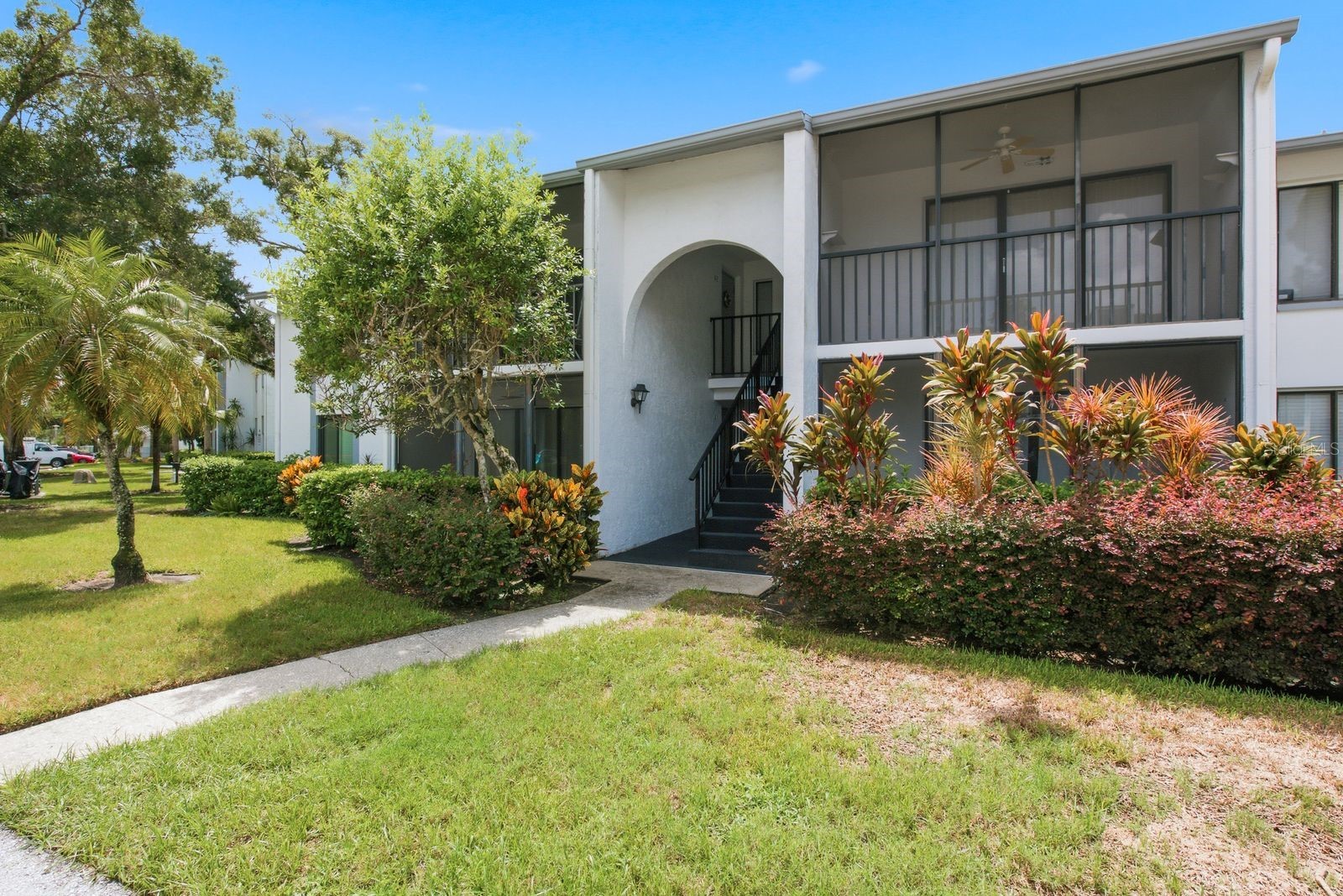 1345 PINE RIDGE CIRCLE E A2