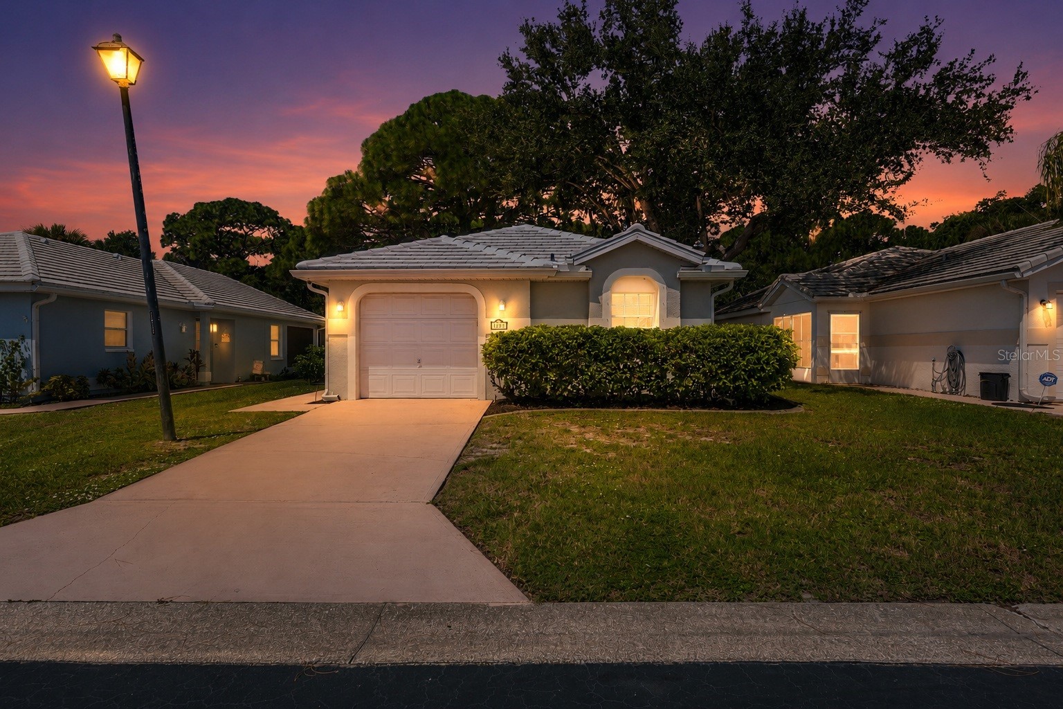 1283 GOLDENROD CIRCLE NE