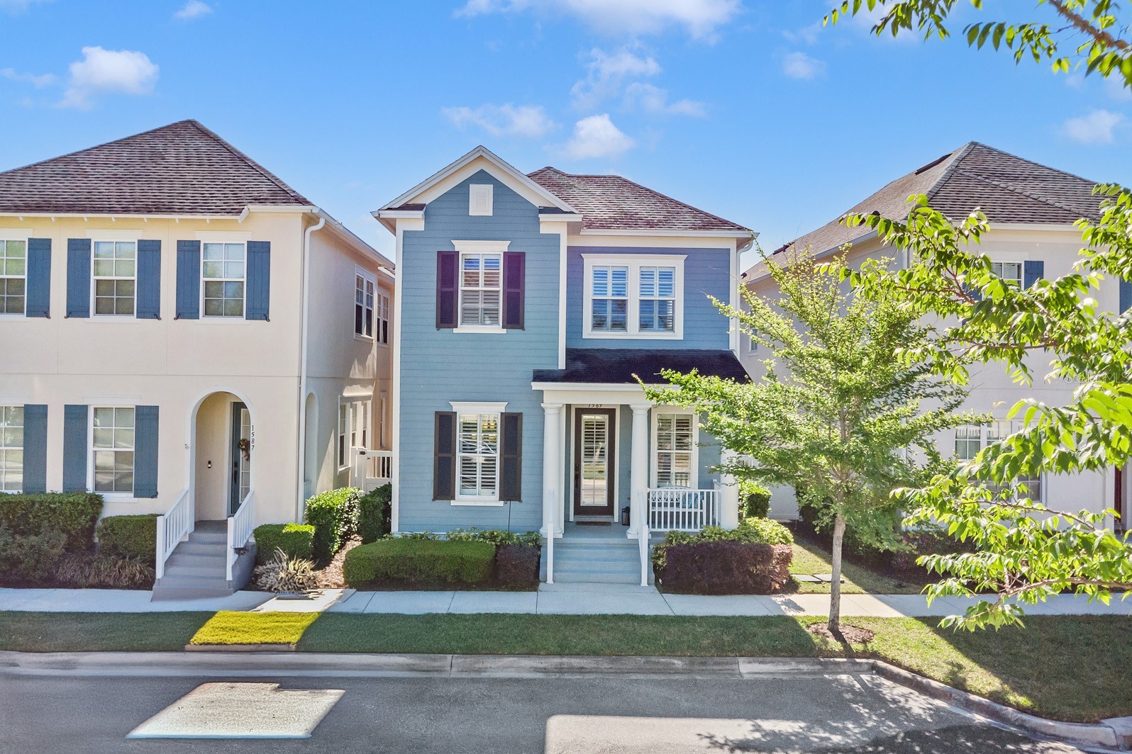 1589 RESOLUTE STREET