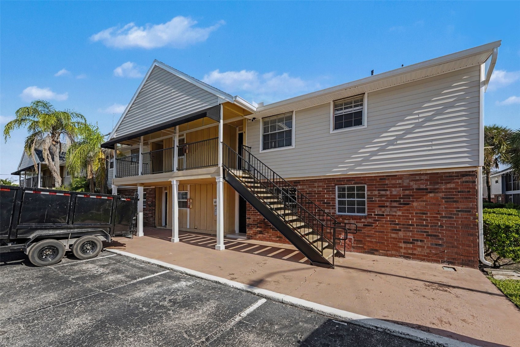 200 COUNTRYCLUB DRIVE 1205