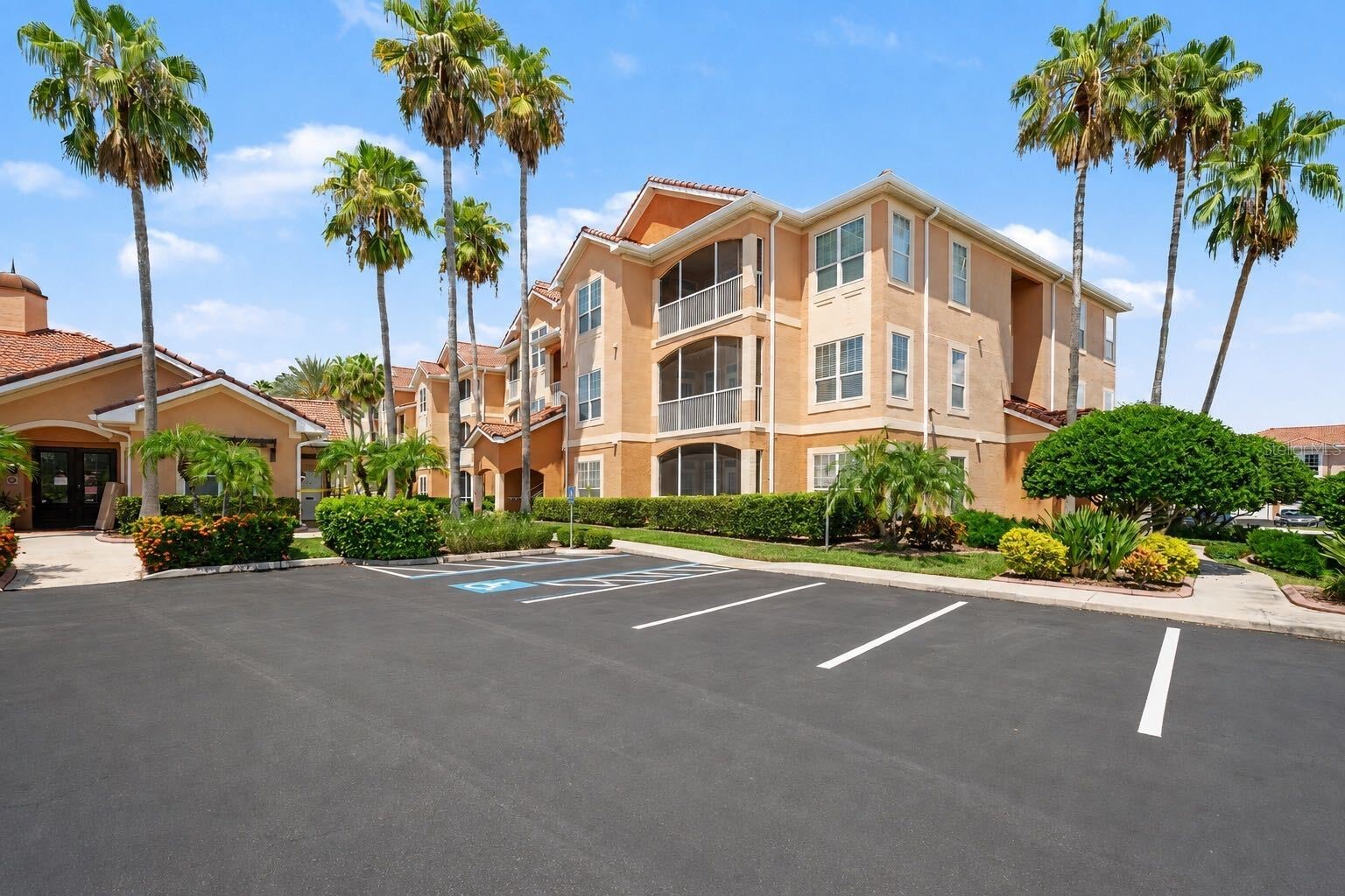5000 CULBREATH KEY WAY 4-101