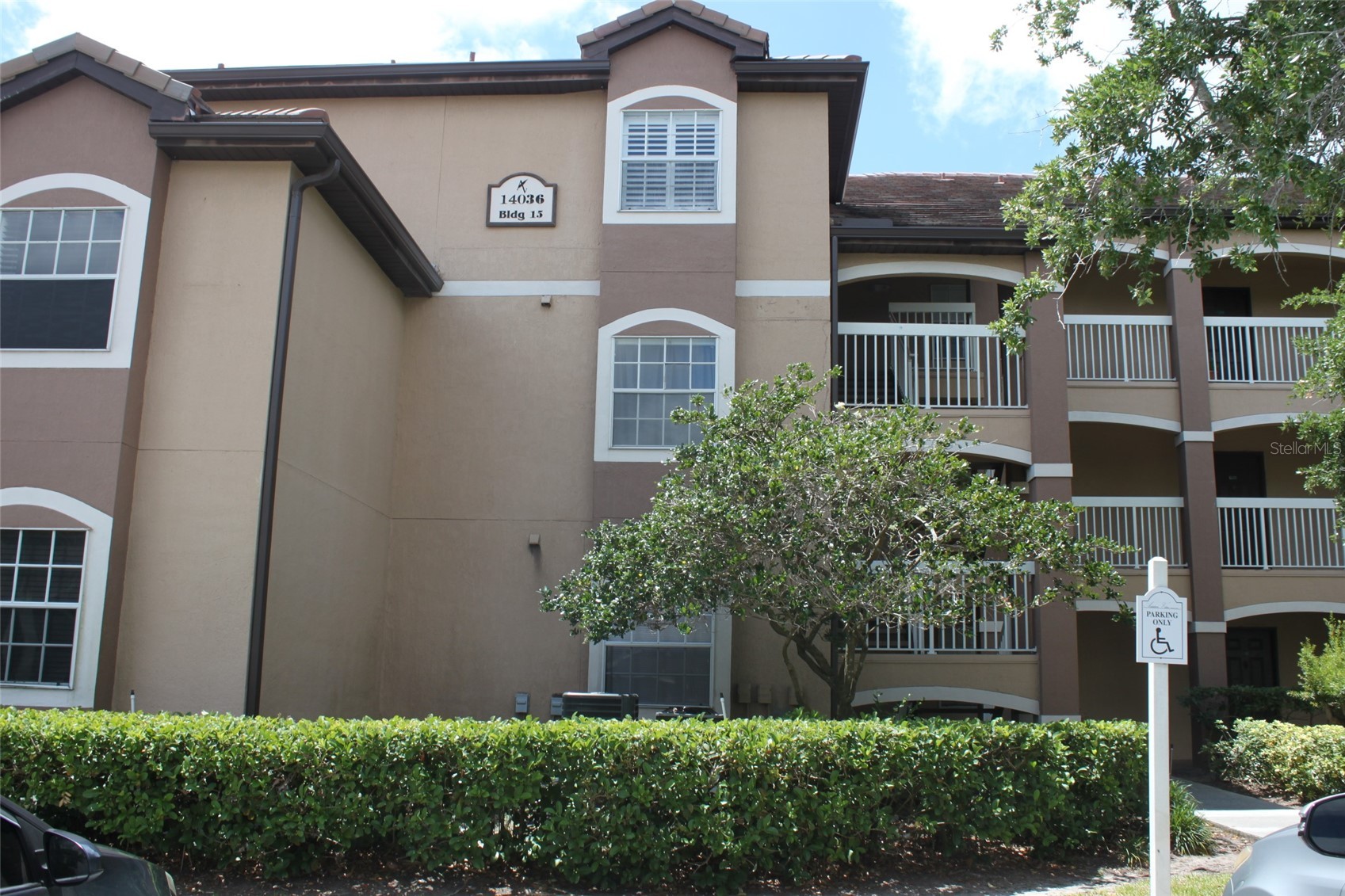 14036 FAIRWAY ISLAND DRIVE 1525