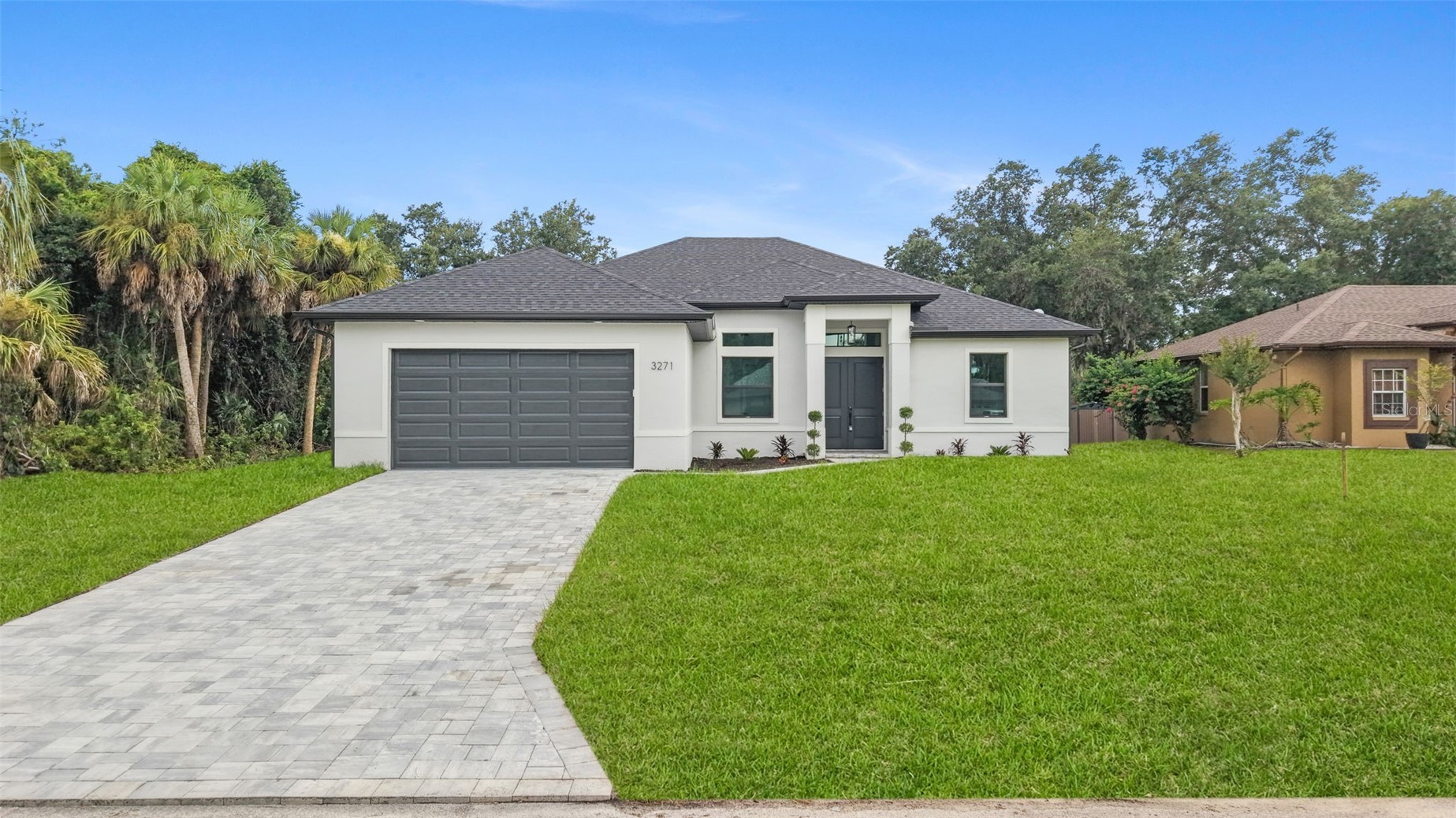3271 ZORATOA AVENUE